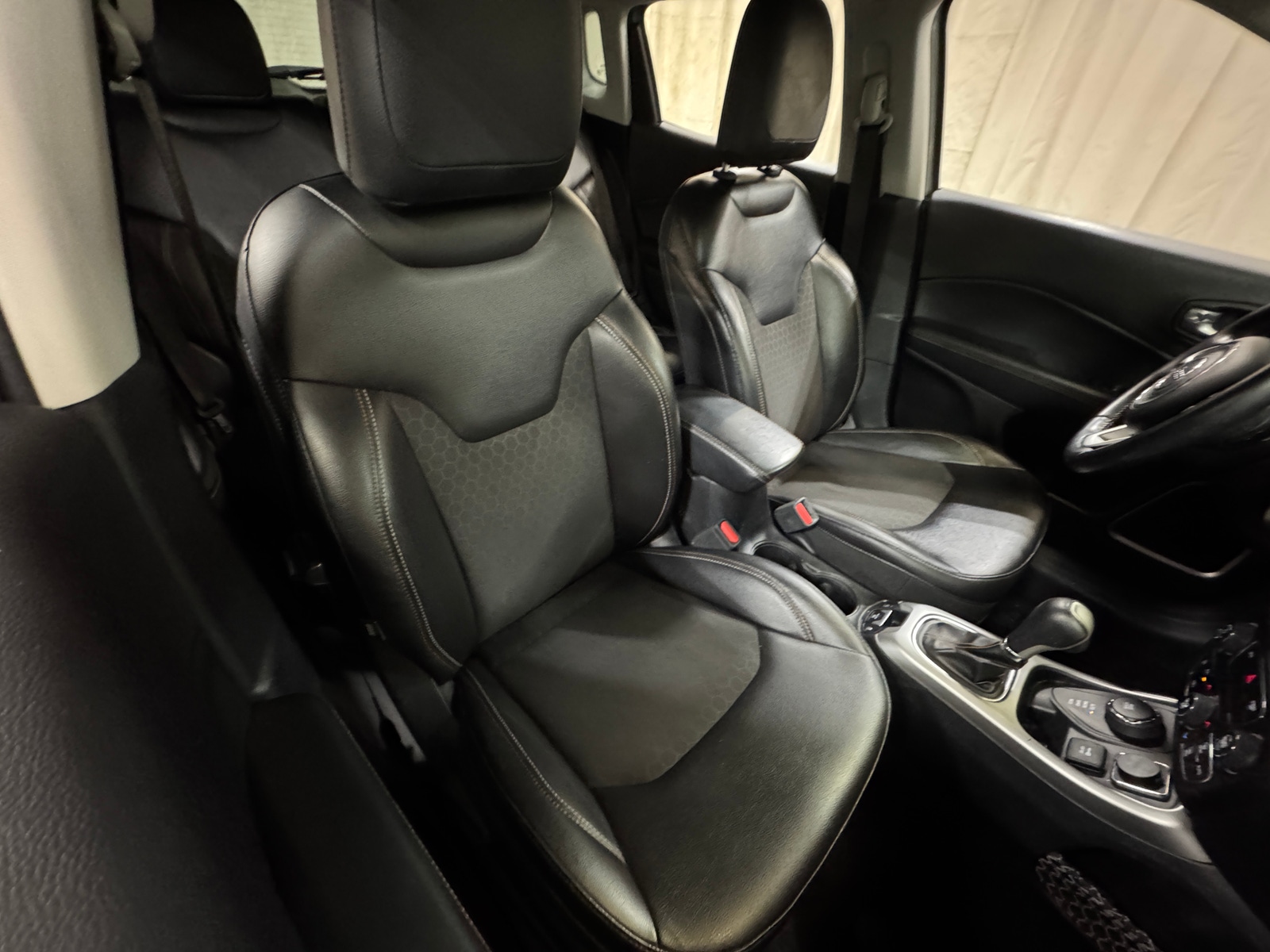 Thumbnail: 2018 Jeep Compass - 2