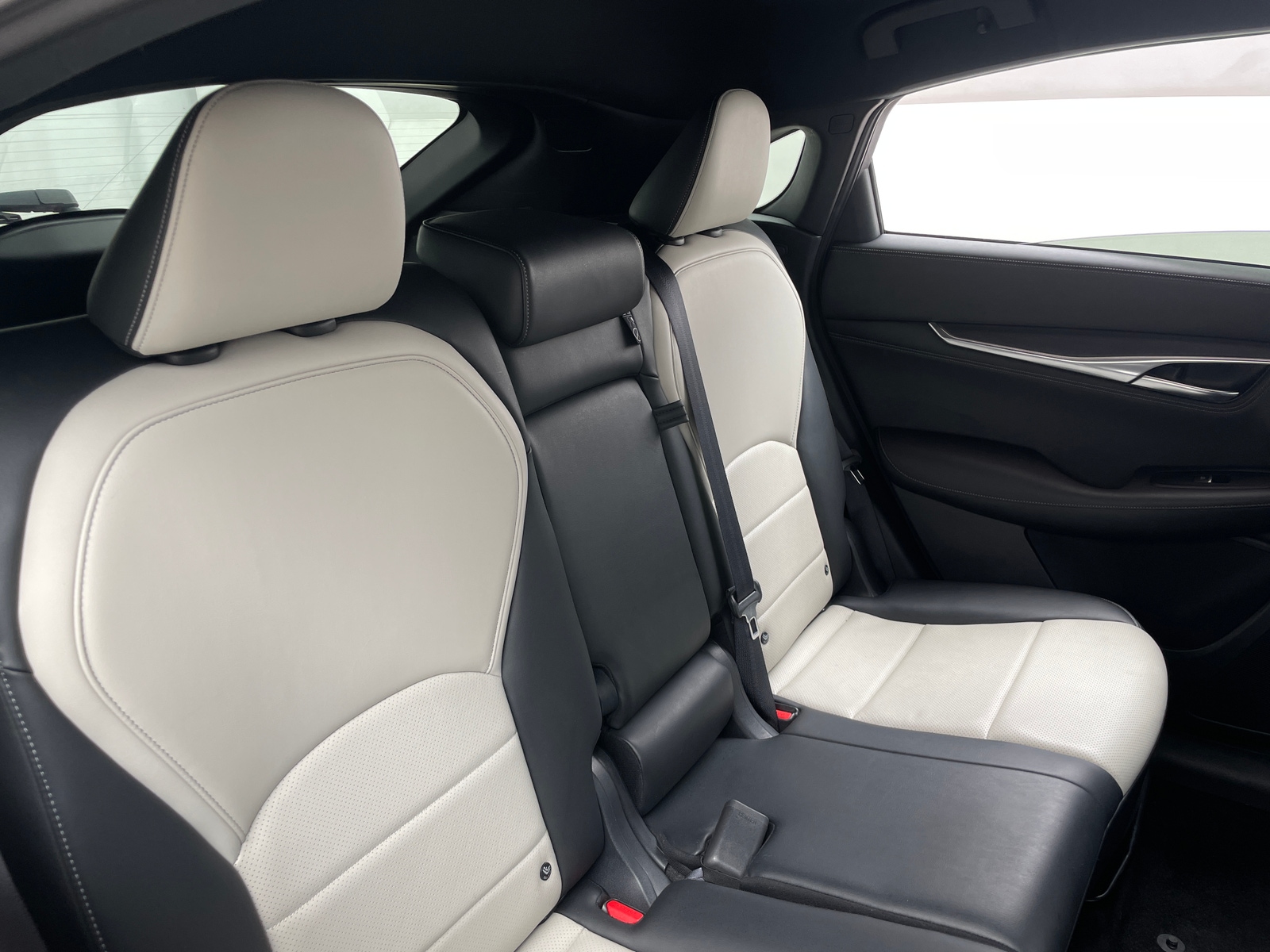 Thumbnail: 2022 INFINITI QX55 - 5