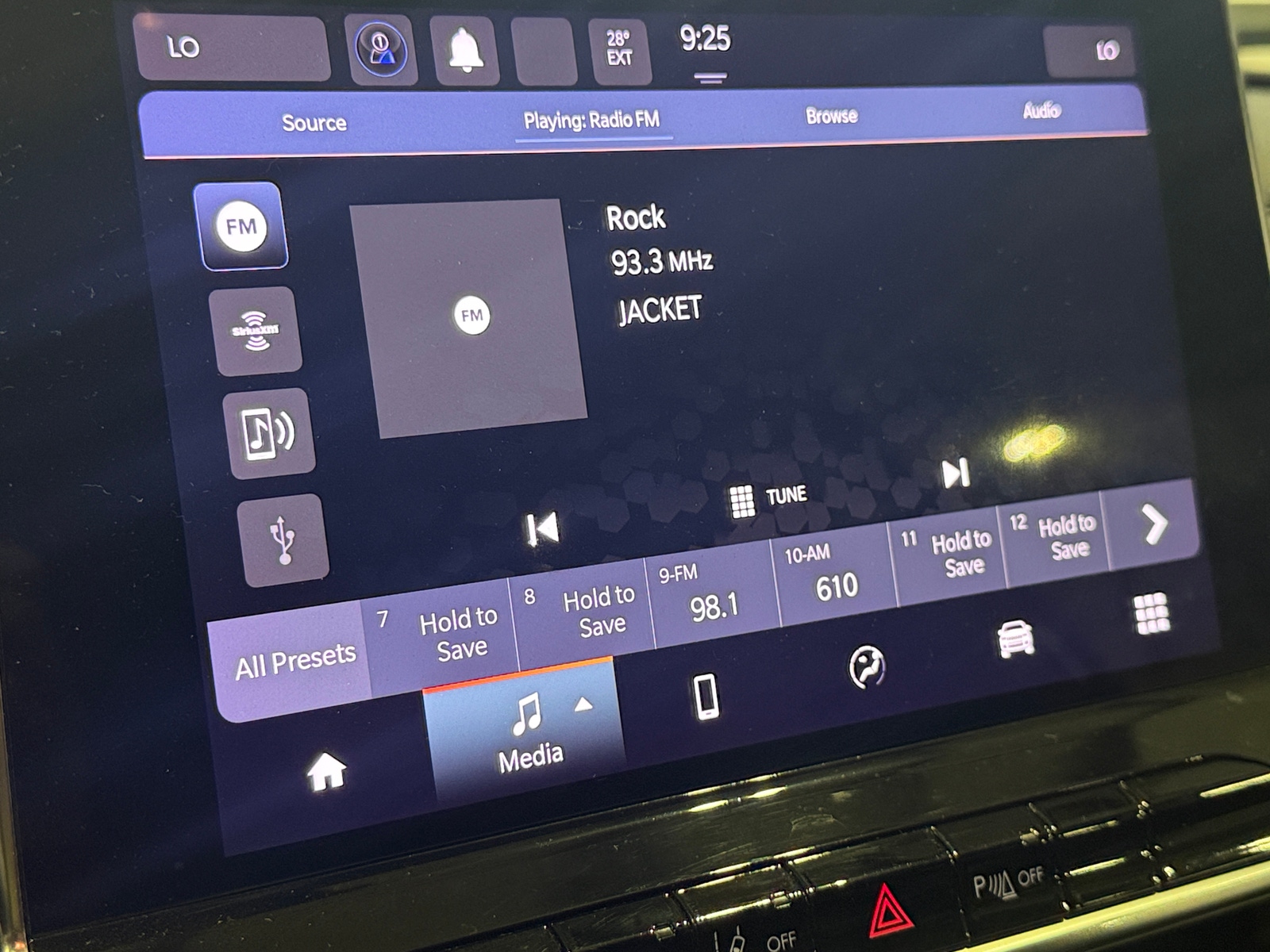 Thumbnail: 2023 Jeep Compass - 4