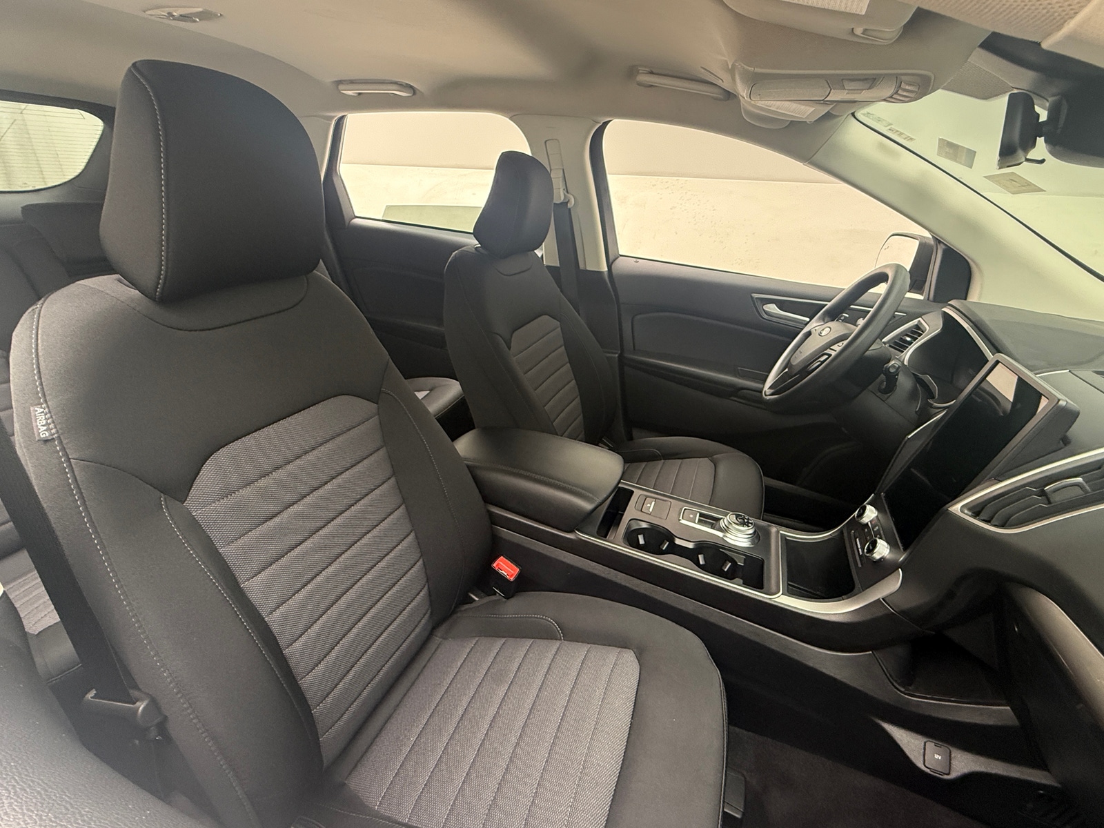 Thumbnail: 2021 Ford Edge - 2