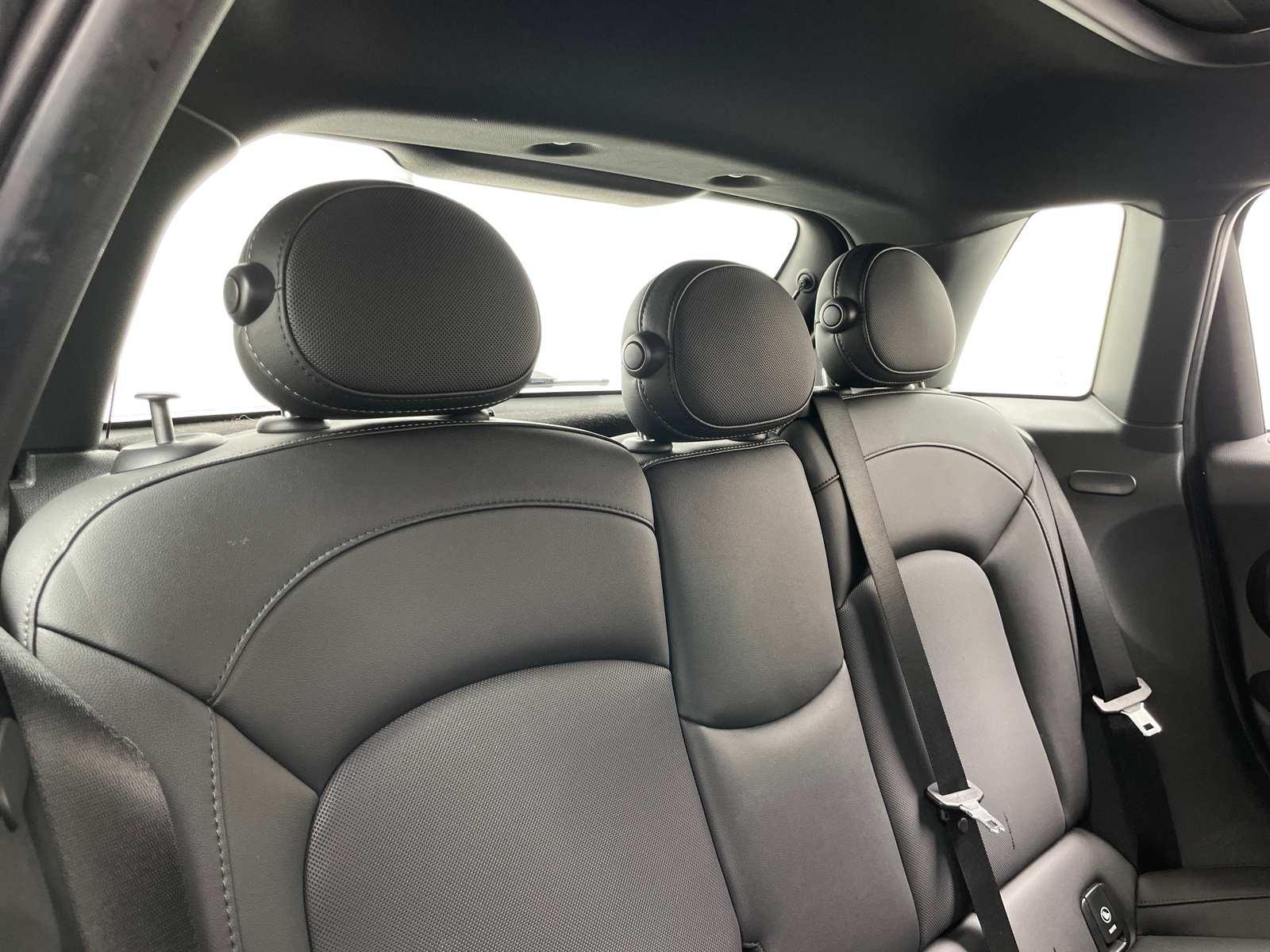 Thumbnail: 2023 MINI Cooper Hardtop - 5