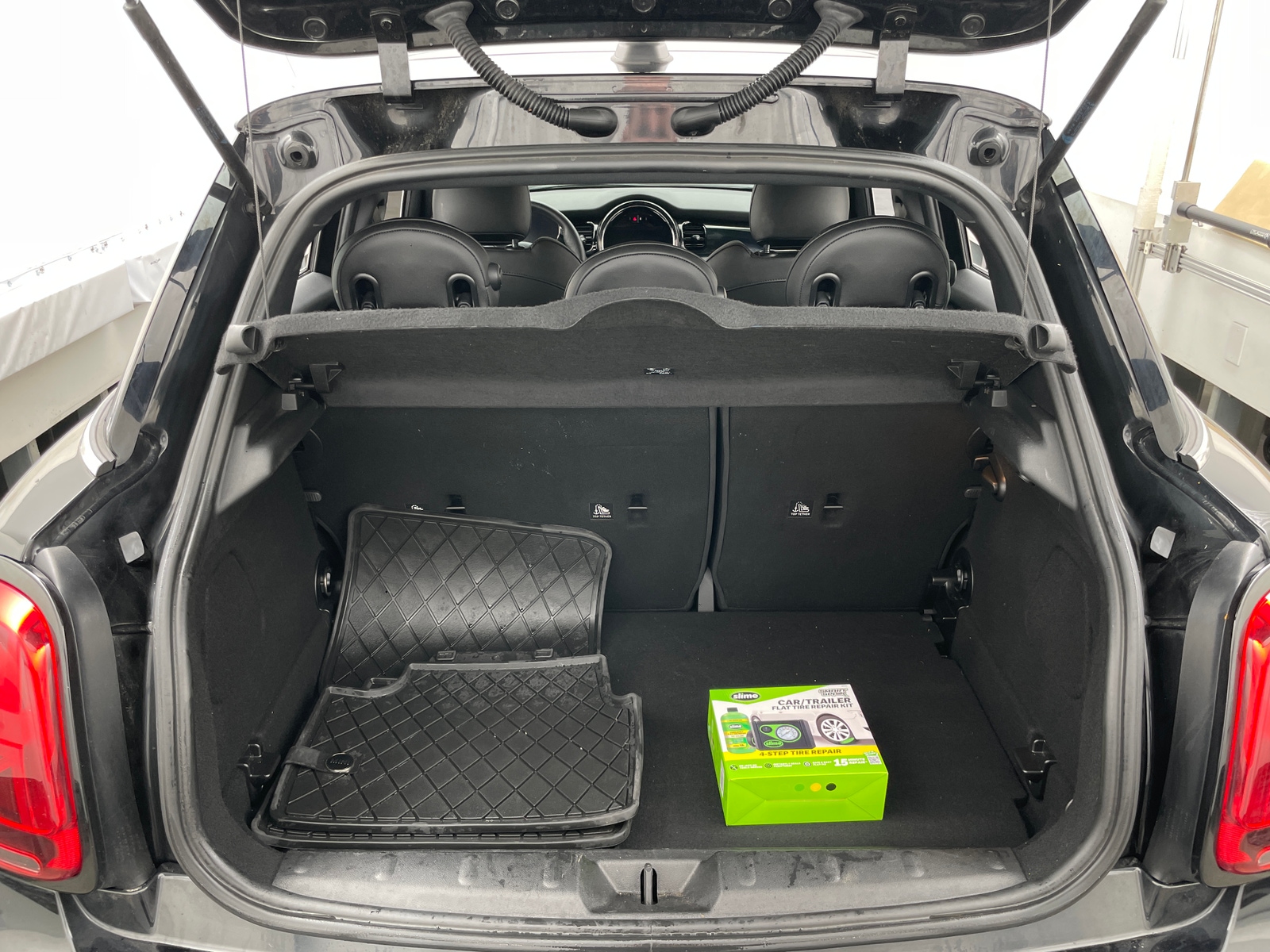 Thumbnail: 2023 MINI Cooper Hardtop - 6