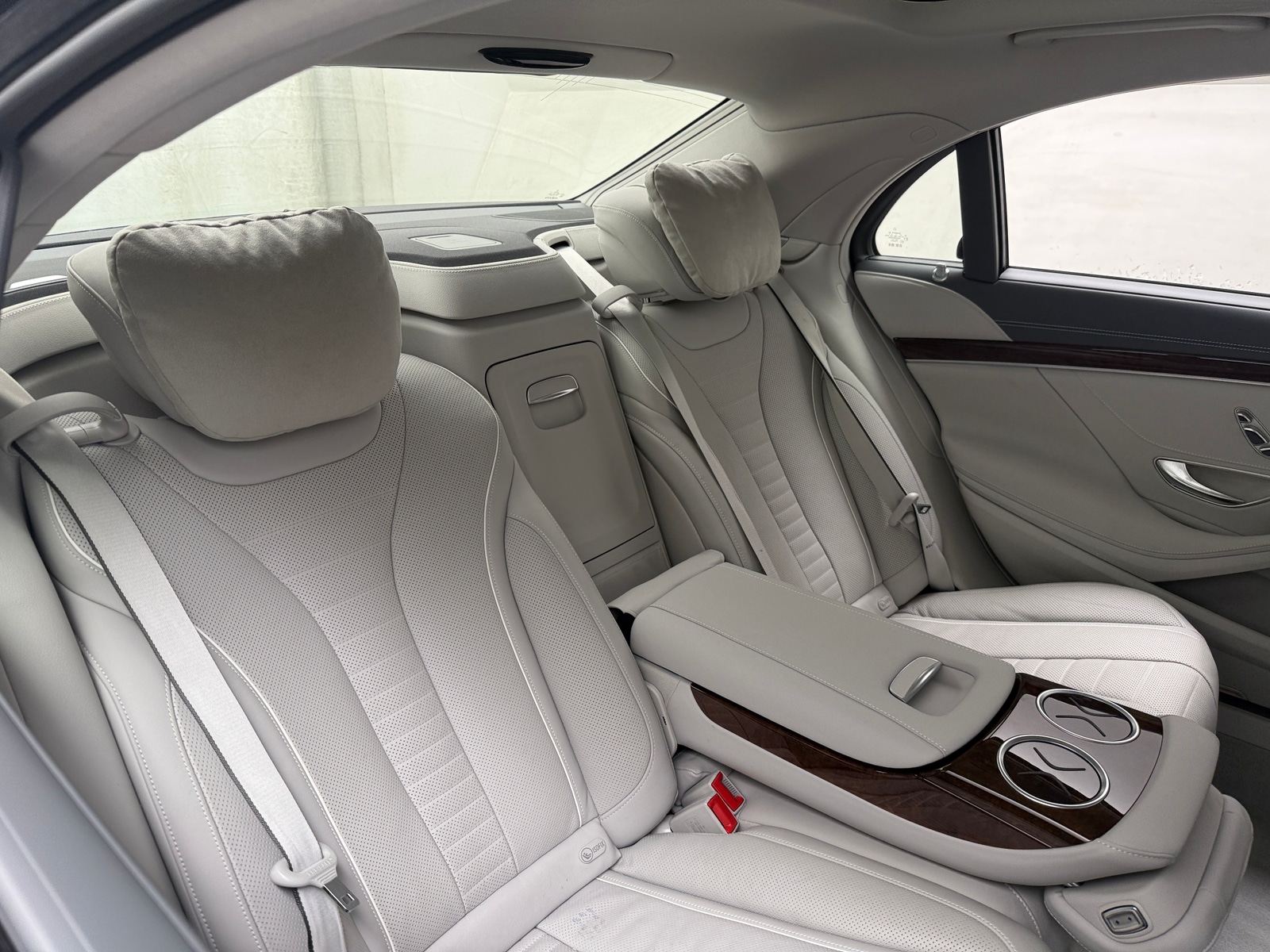 Thumbnail: 2016 Mercedes-Benz S-Class - 5