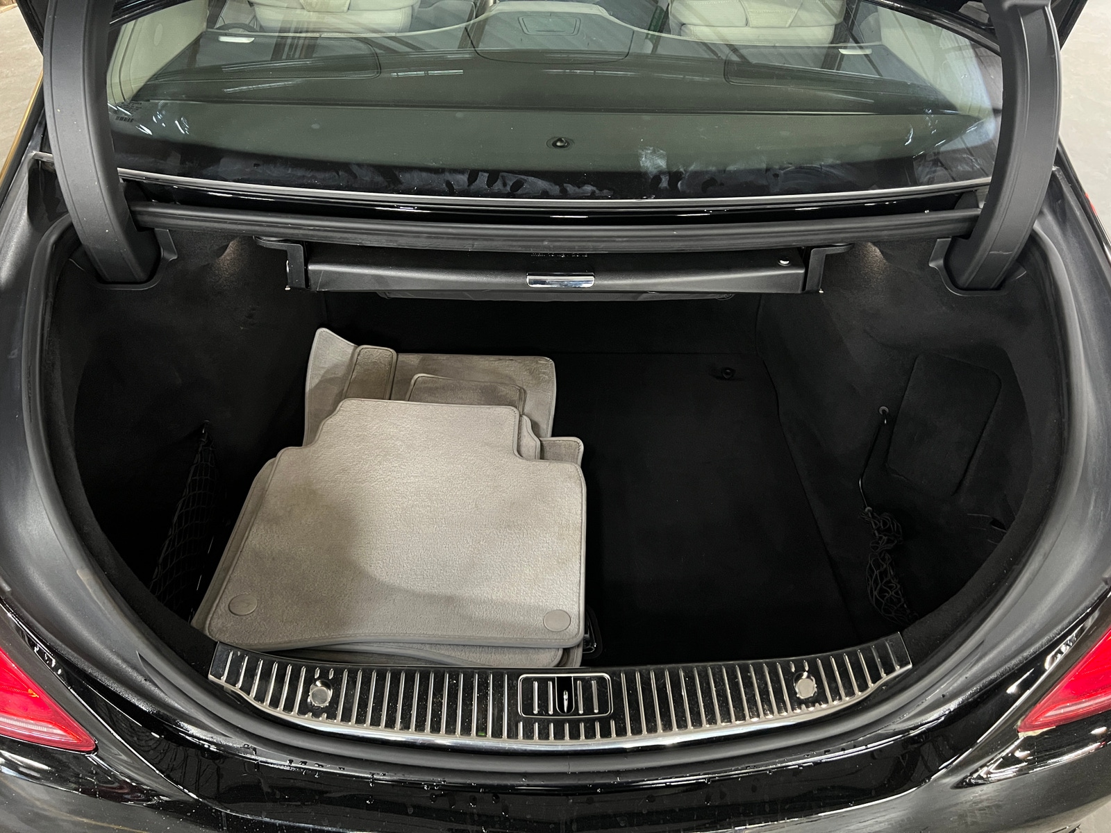 Thumbnail: 2016 Mercedes-Benz S-Class - 6