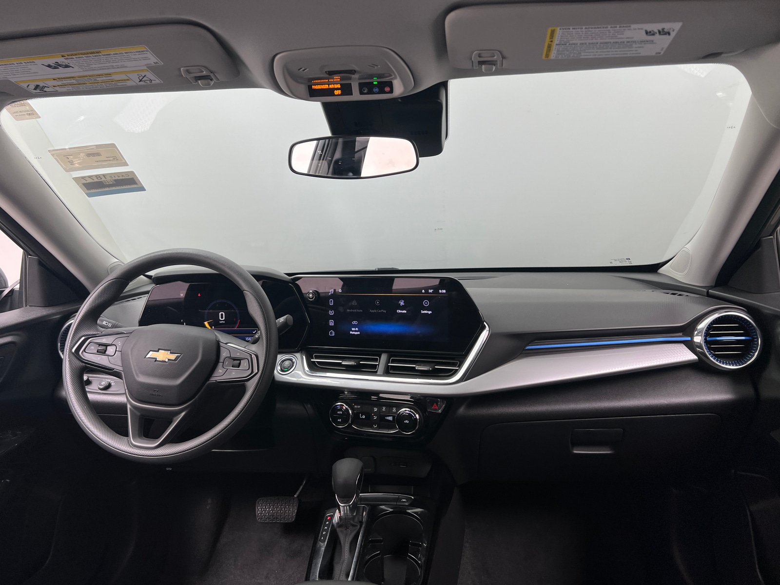 Thumbnail: 2025 Chevrolet Trax - 3