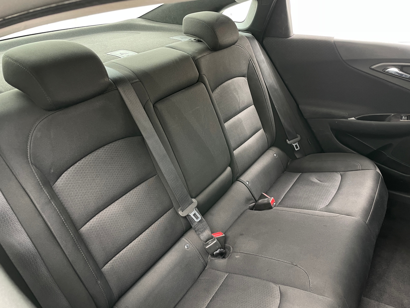 Thumbnail: 2018 Chevrolet Malibu - 6