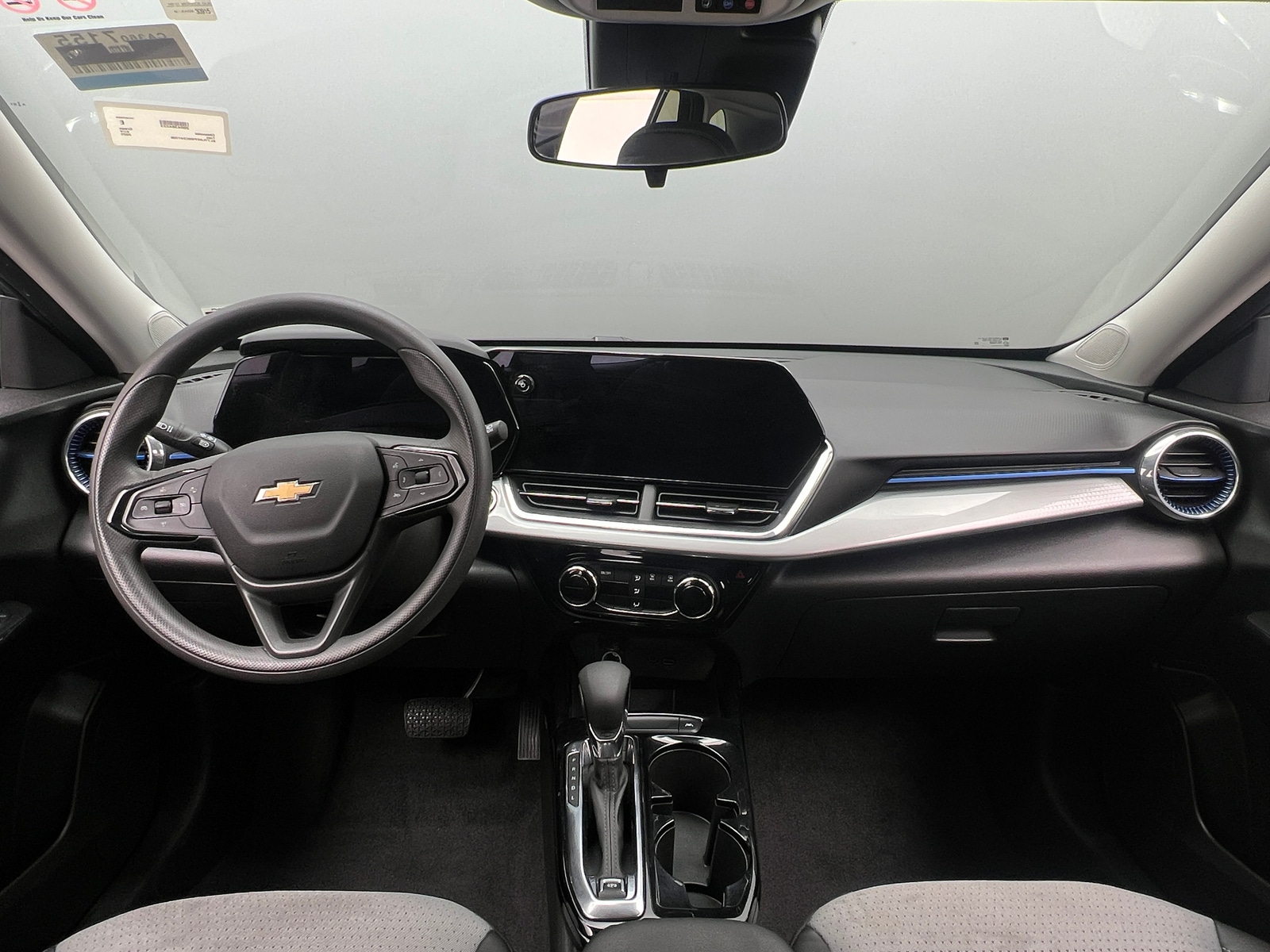 Thumbnail: 2025 Chevrolet Trax - 3