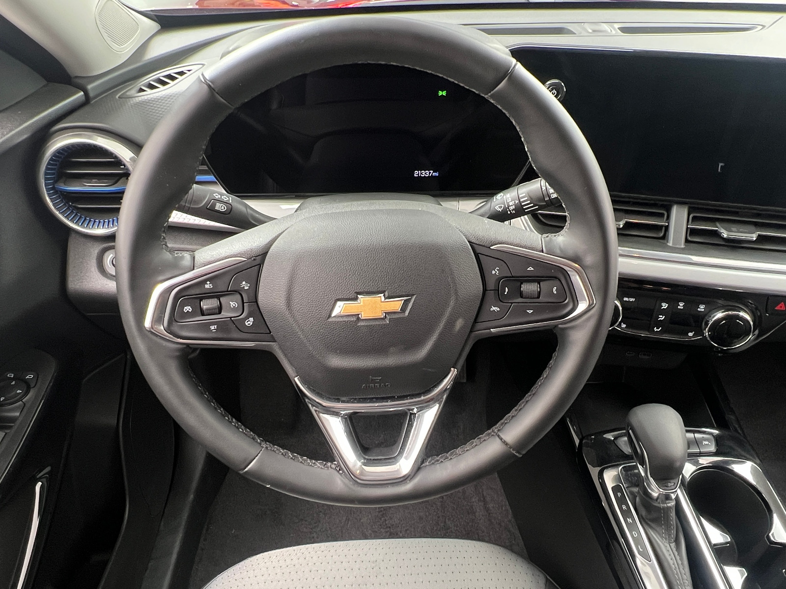 Thumbnail: 2025 Chevrolet Trax - 5