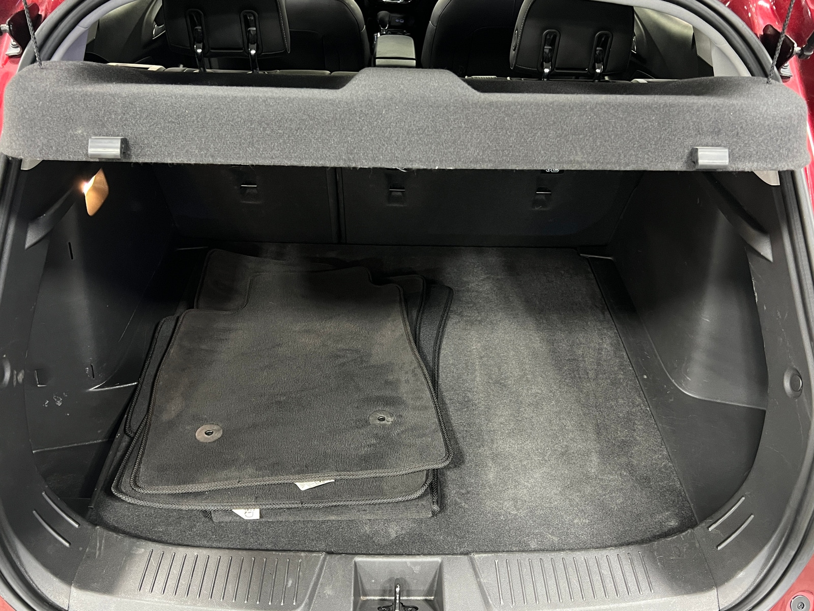 Thumbnail: 2025 Chevrolet Trax - 7