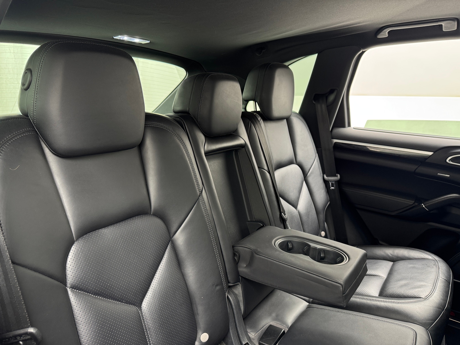 Thumbnail: 2016 Porsche Cayenne - 5