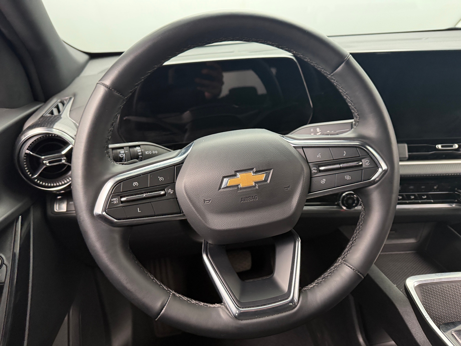 Thumbnail: 2025 Chevrolet Equinox - 5