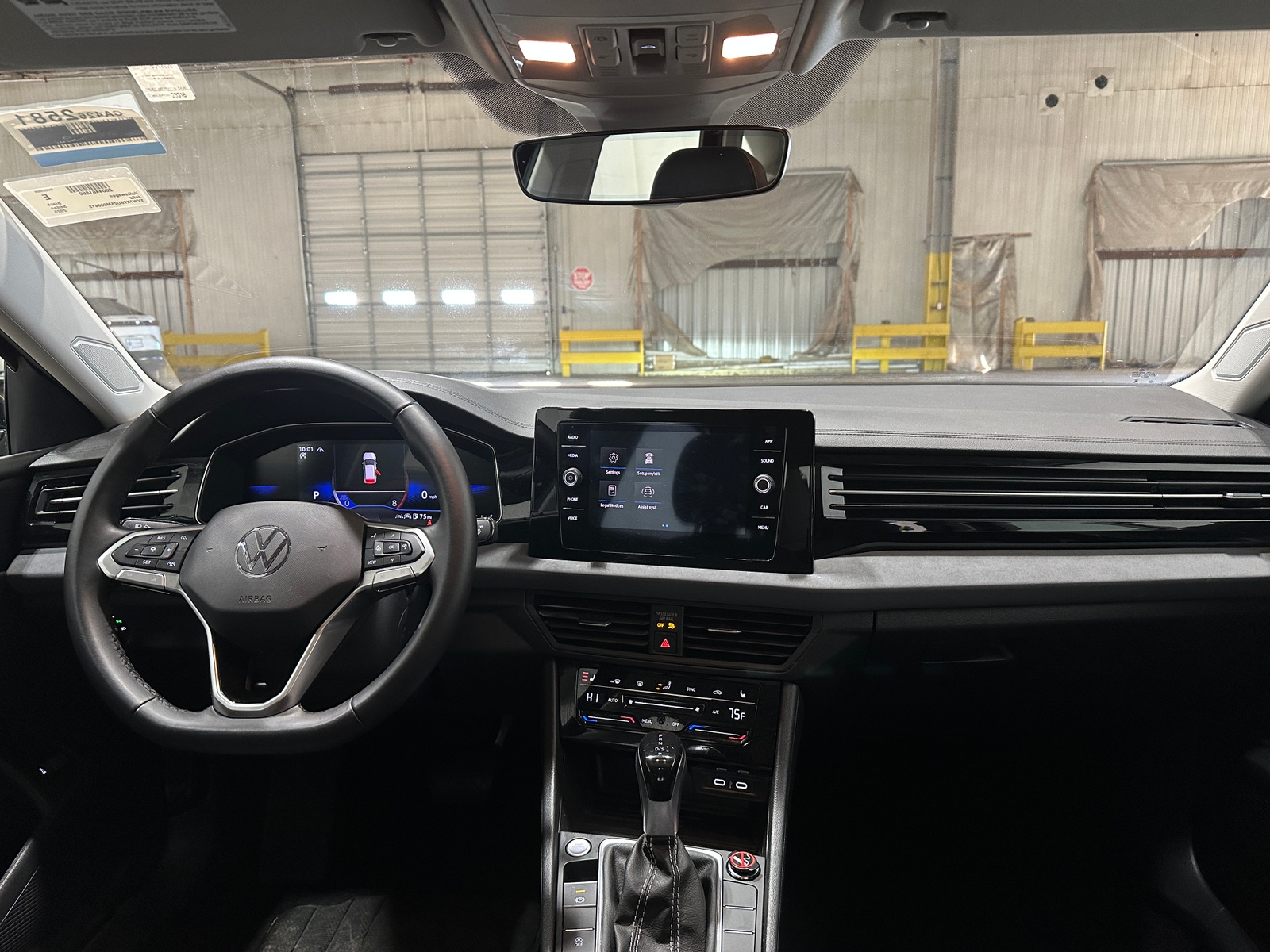 Thumbnail: 2025 Volkswagen Jetta - 2