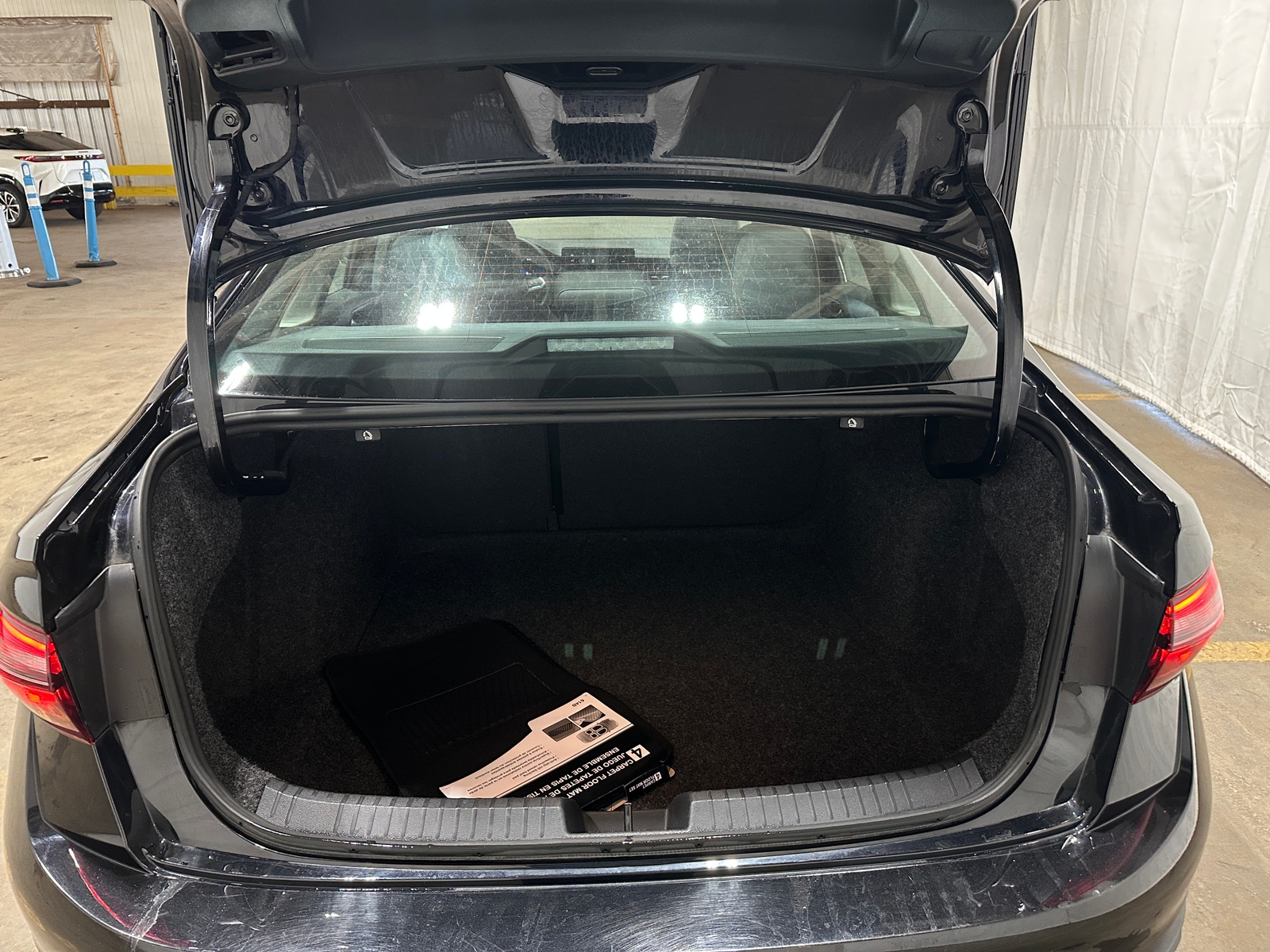 Thumbnail: 2025 Volkswagen Jetta - 6