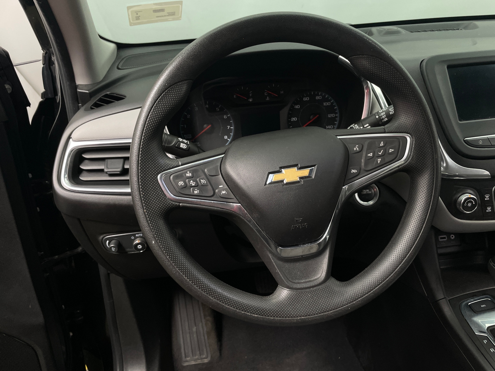 Thumbnail: 2020 Chevrolet Equinox - 5