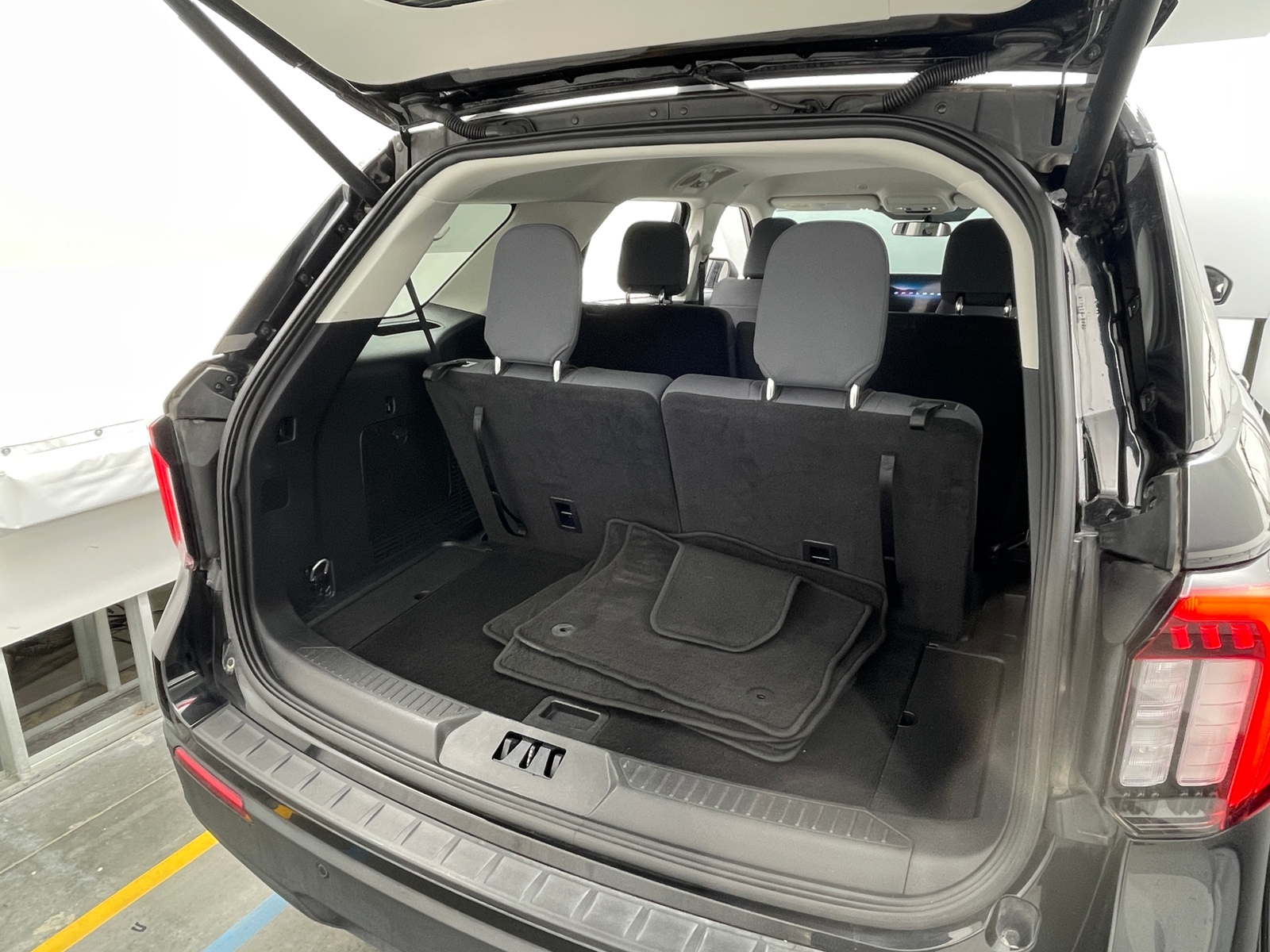 Thumbnail: 2025 Ford Explorer - 7