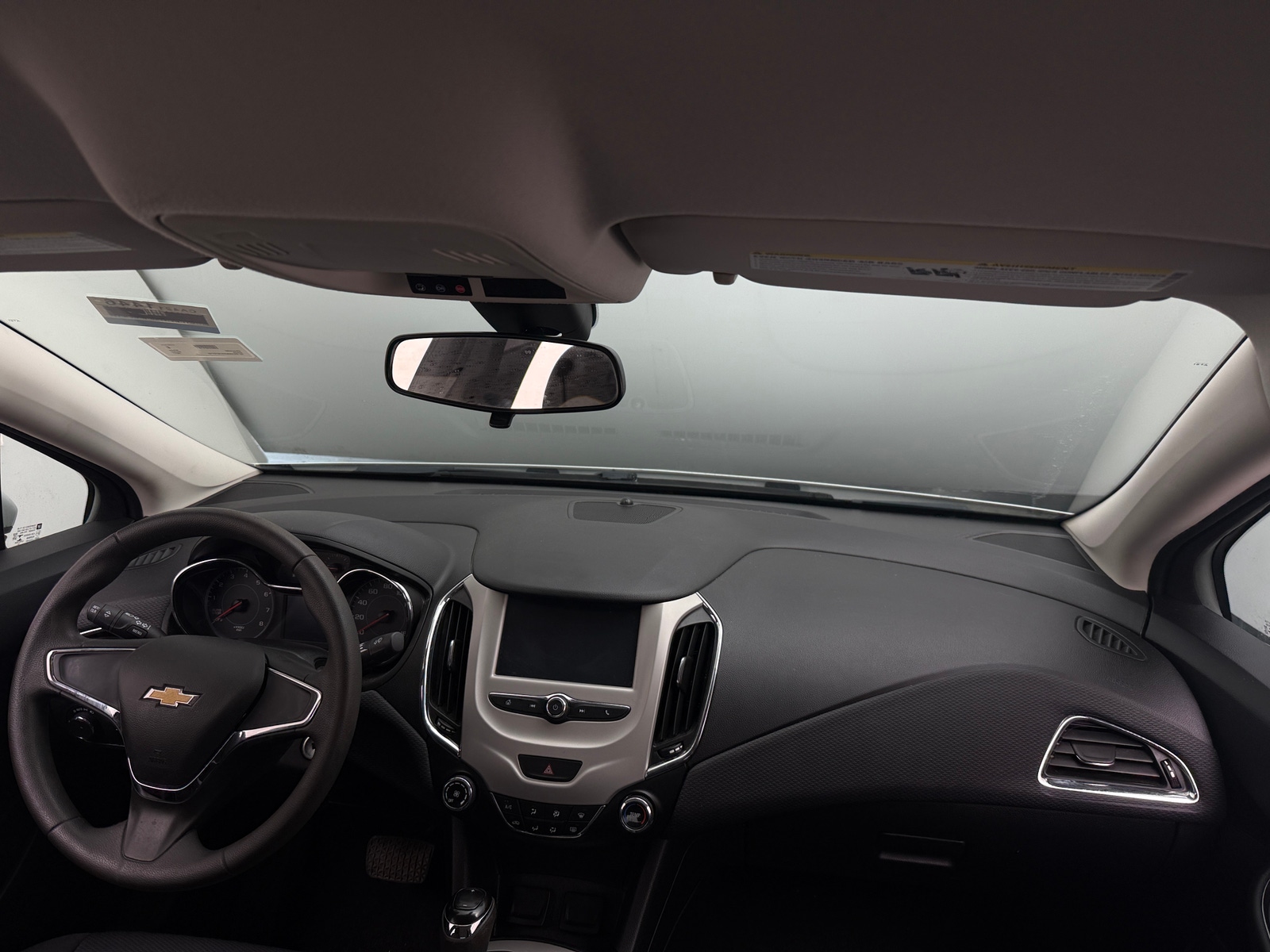 Thumbnail: 2017 Chevrolet Cruze - 3