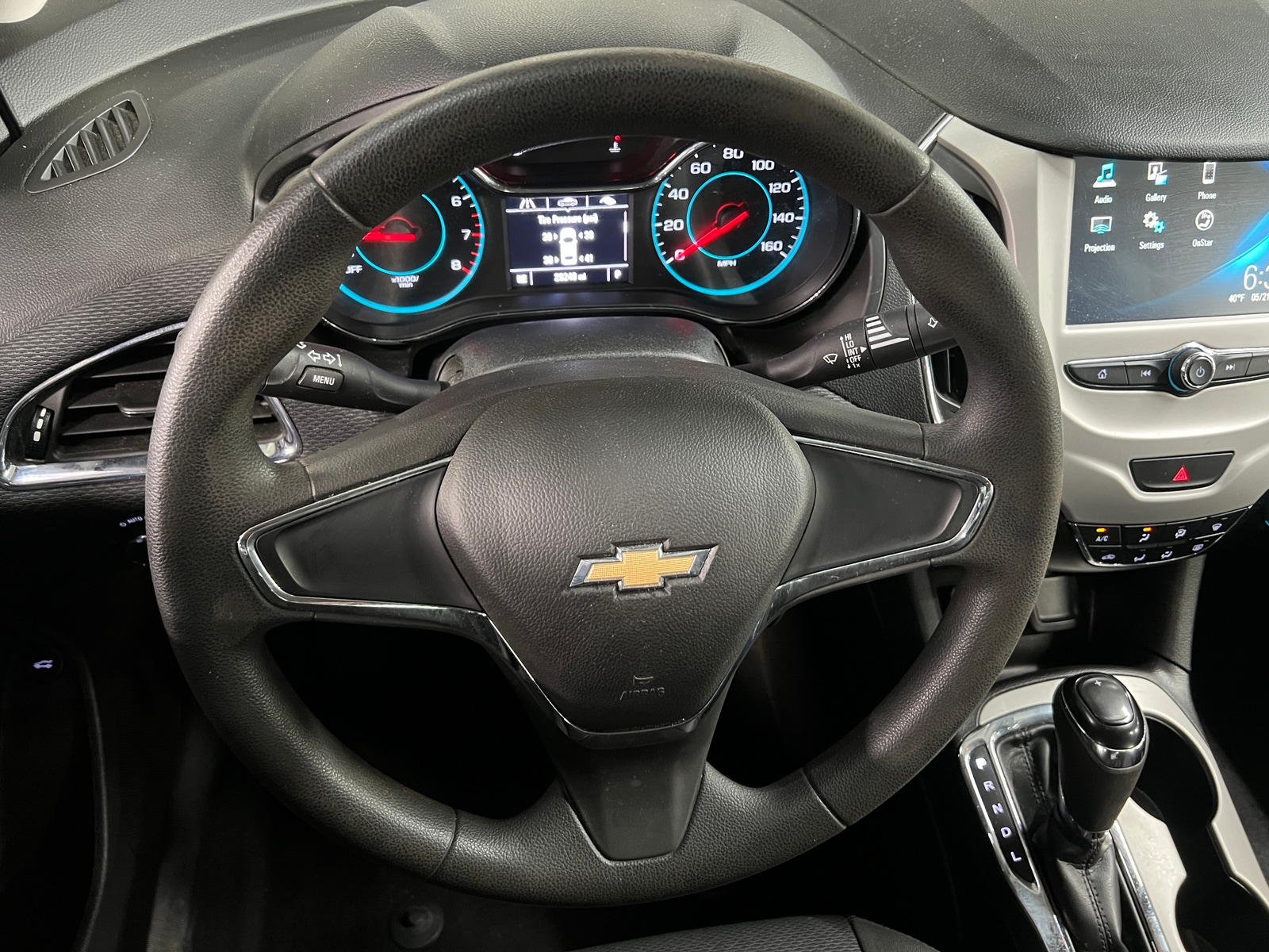 Thumbnail: 2017 Chevrolet Cruze - 5