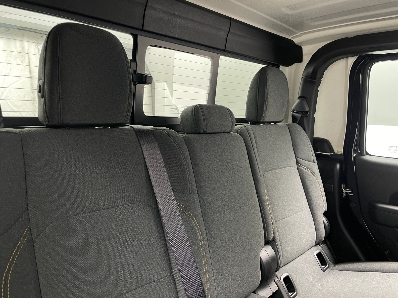 Thumbnail: 2025 Jeep Gladiator - 6