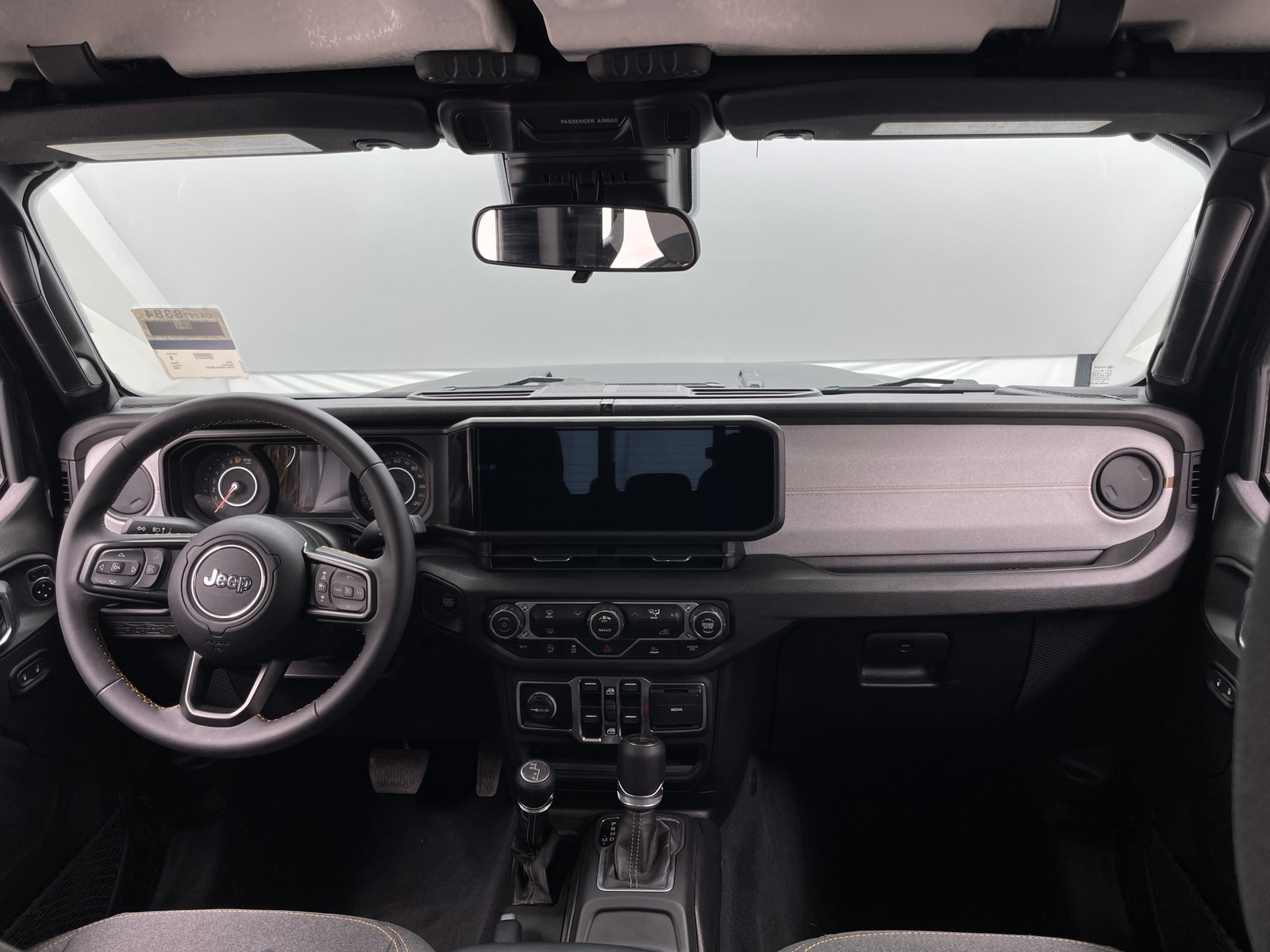 Thumbnail: 2025 Jeep Gladiator - 3