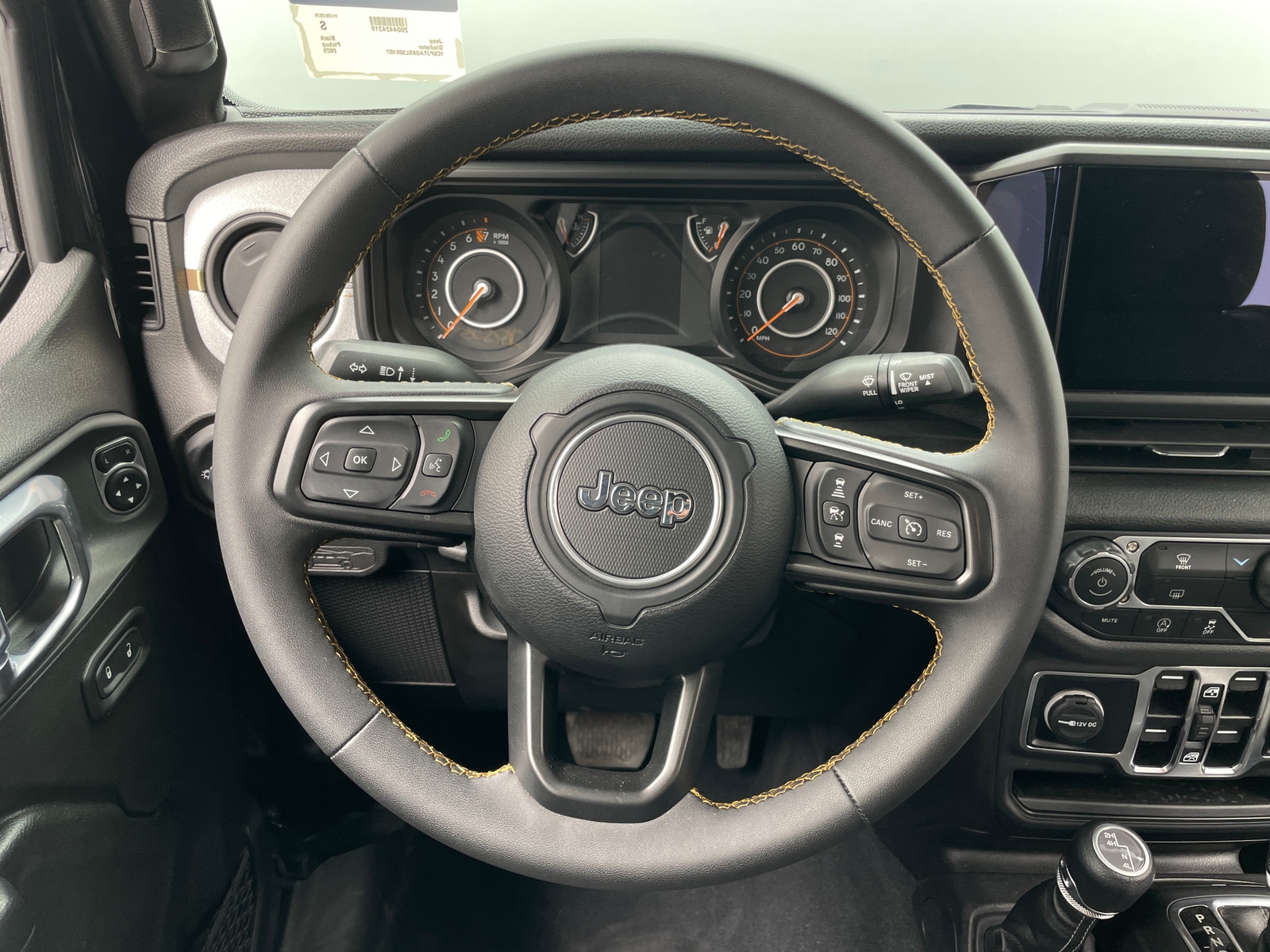 Thumbnail: 2025 Jeep Gladiator - 5