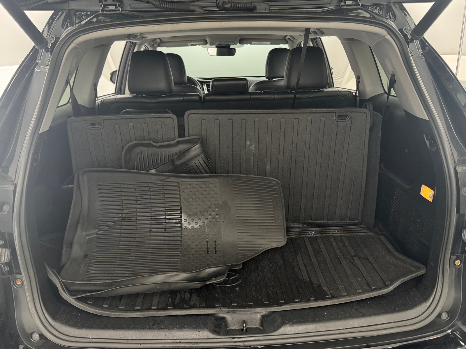 Thumbnail: 2017 Toyota Highlander - 6