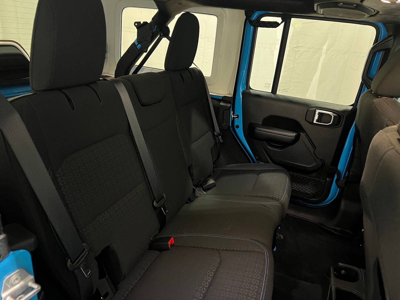 Thumbnail: 2021 Jeep Wrangler - 6