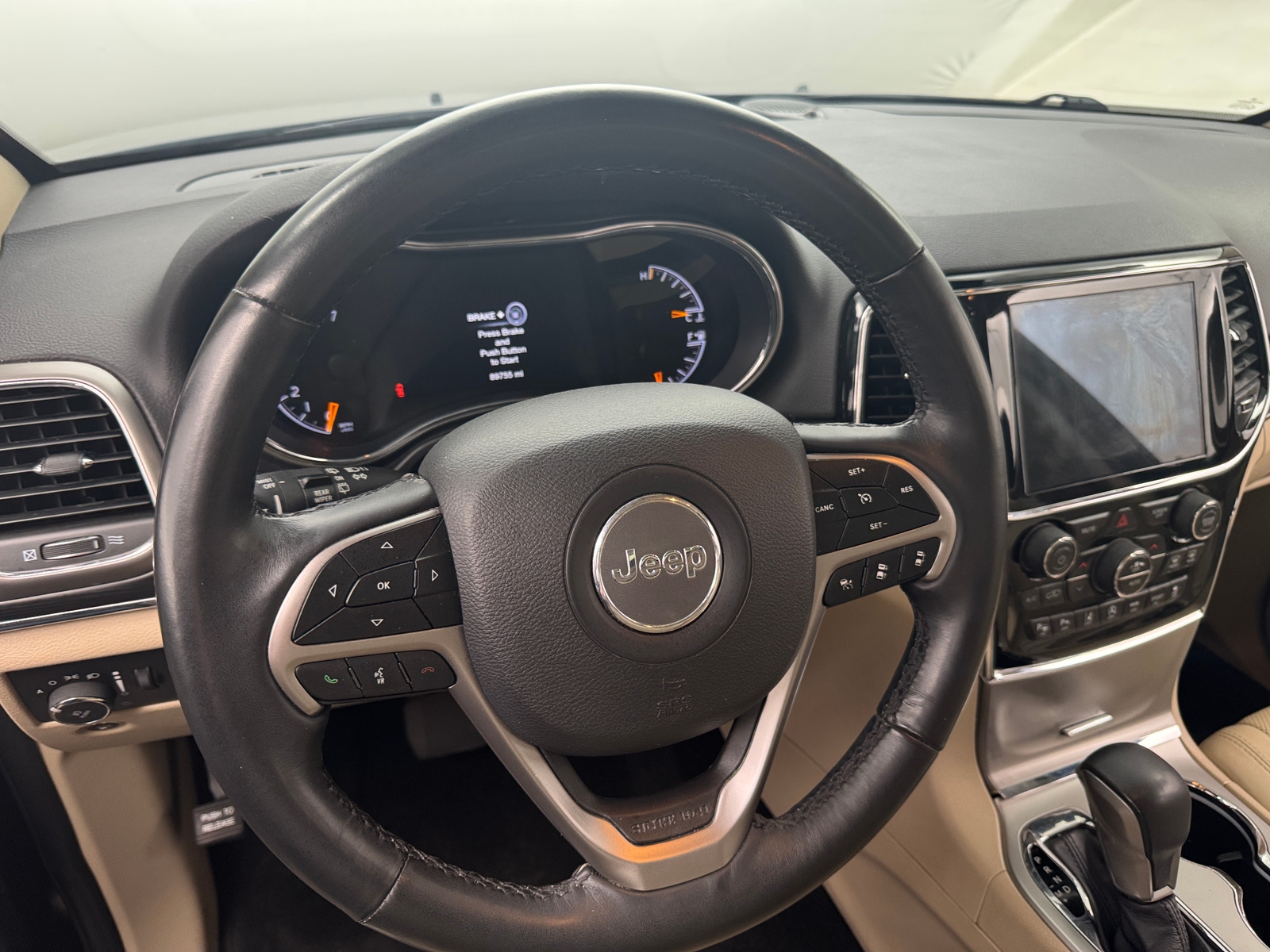 Thumbnail: 2019 Jeep Grand Cherokee - 4