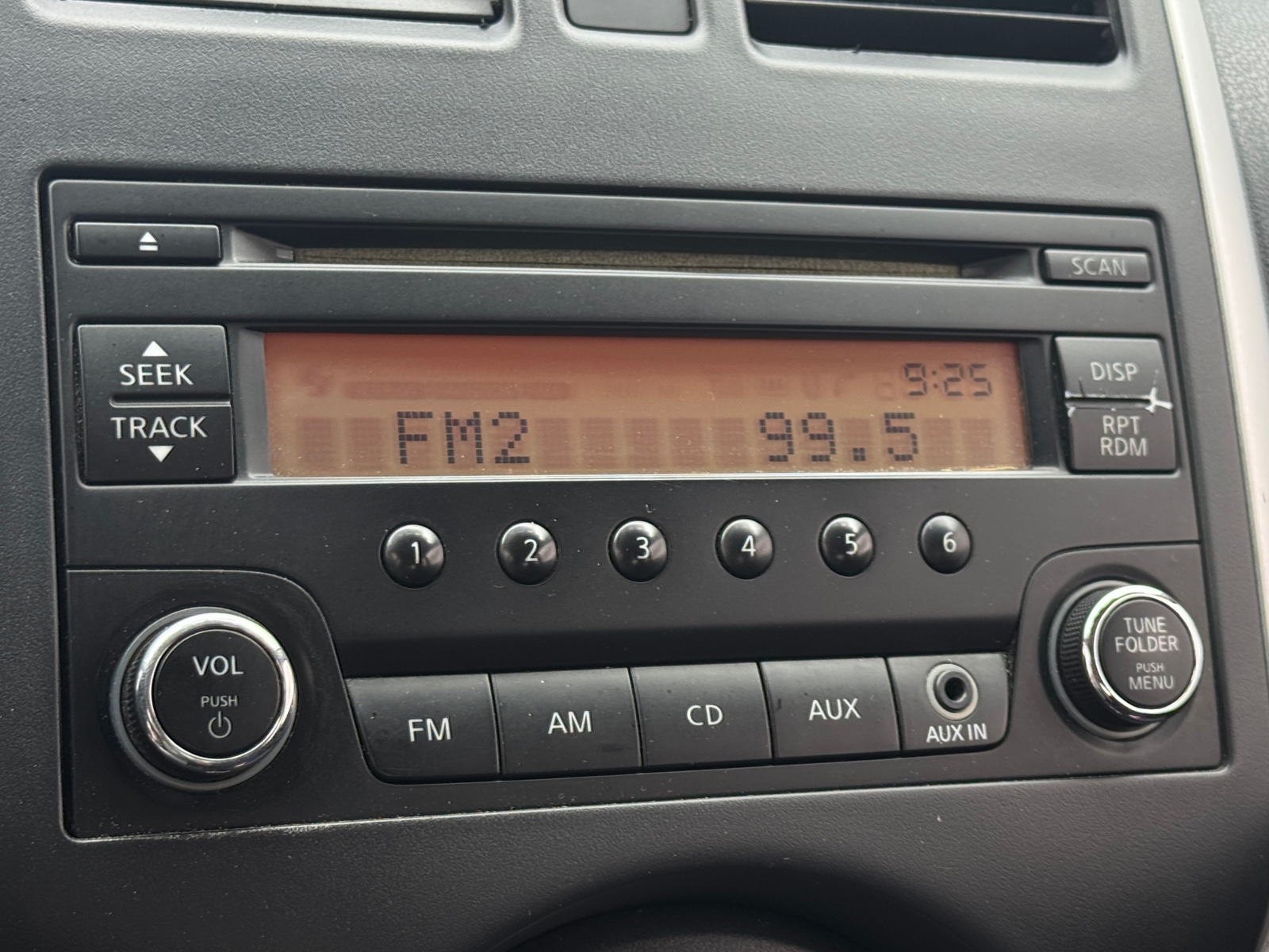 Thumbnail: 2014 Nissan Versa - 4