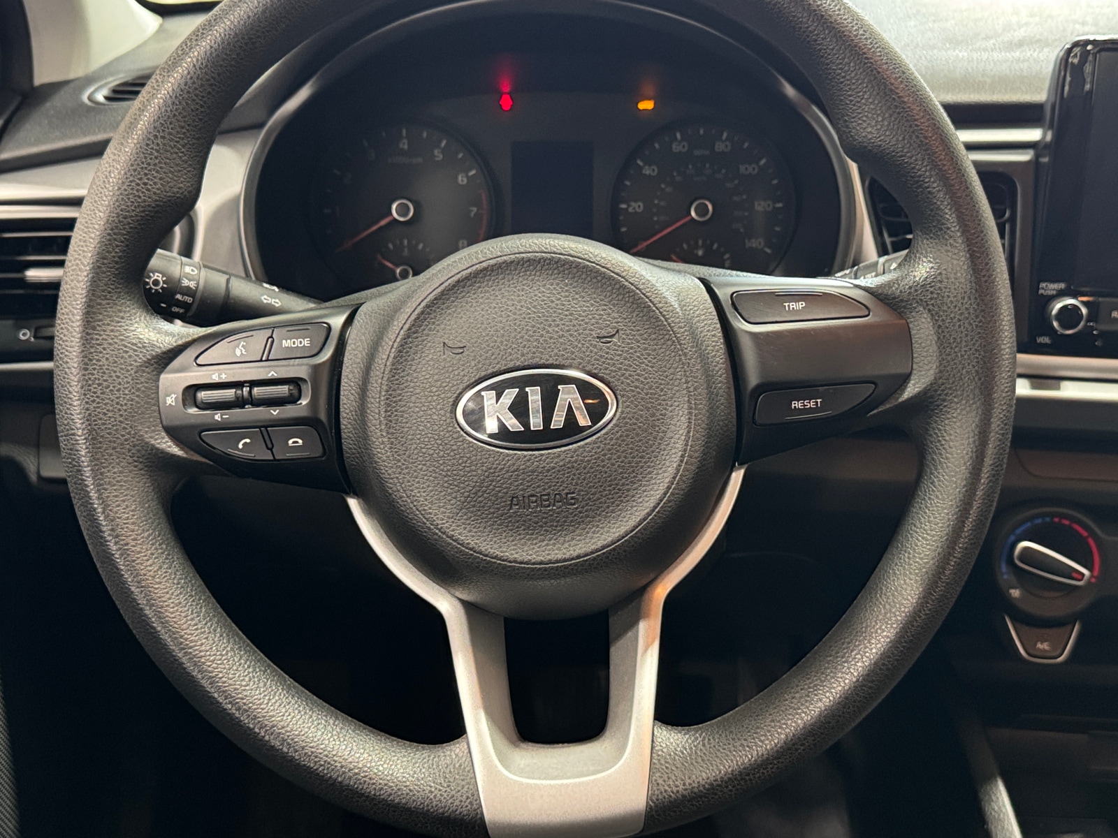 Thumbnail: 2021 Kia Rio - 5