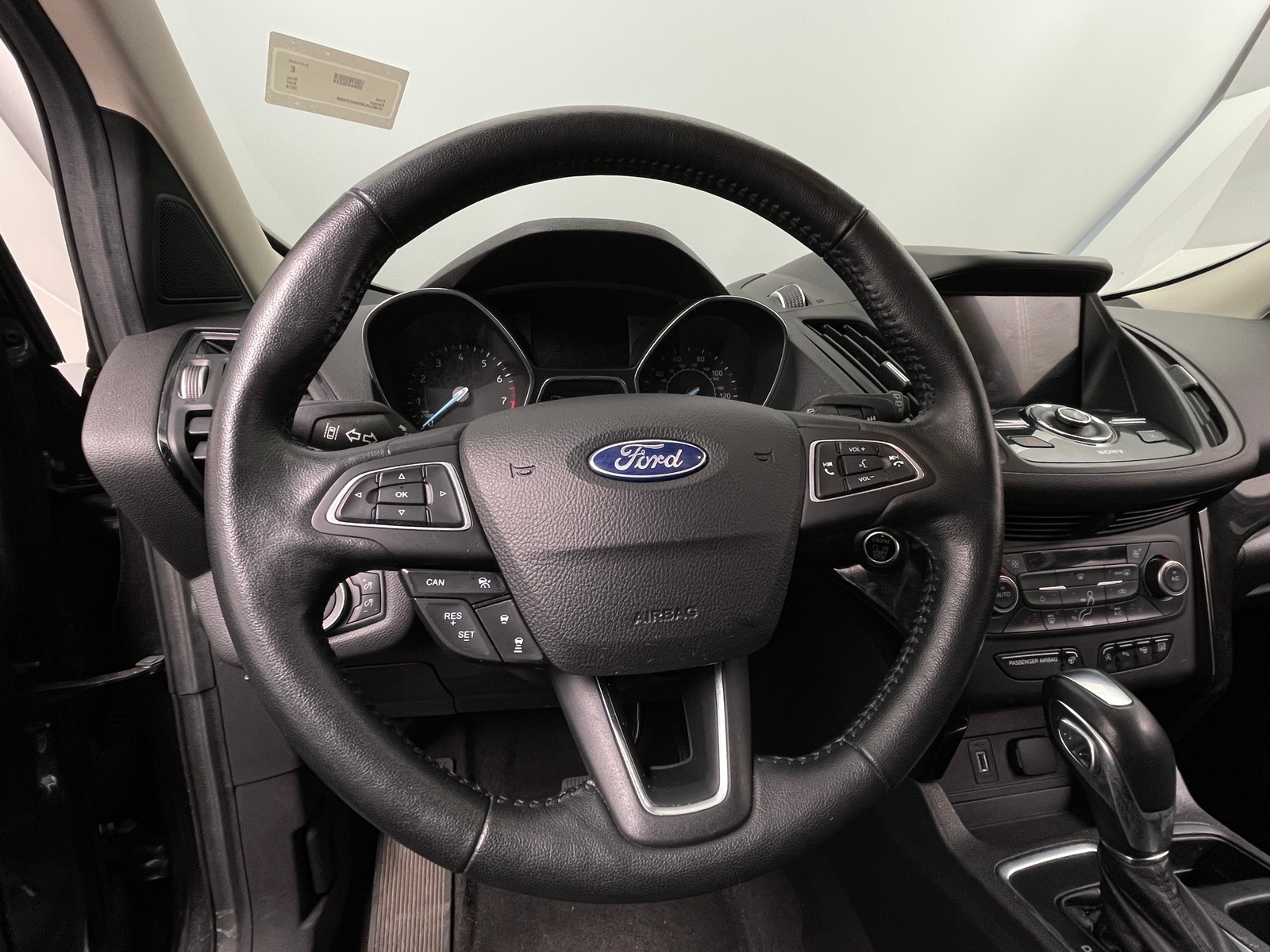 Thumbnail: 2019 Ford Escape - 4