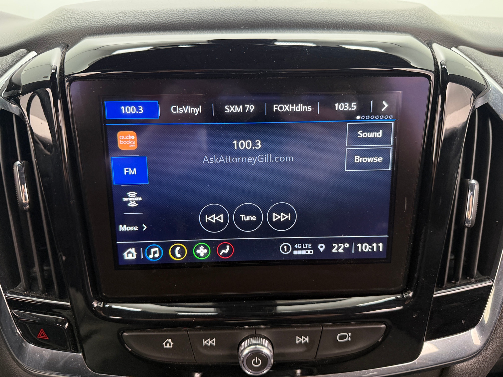 Thumbnail: 2023 Chevrolet Traverse - 4