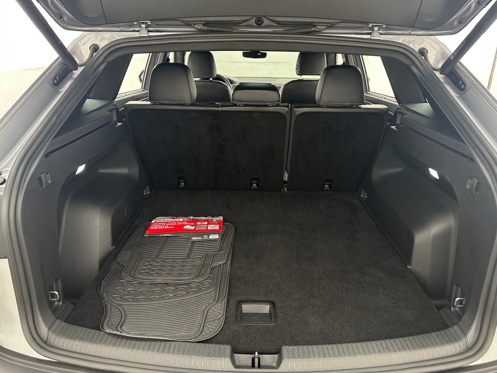 Thumbnail: 2024 Volkswagen Atlas - 6