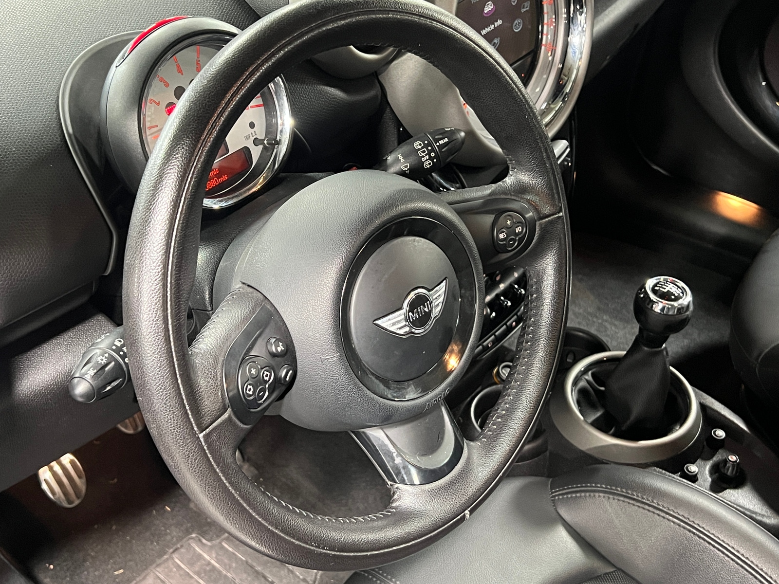 Thumbnail: 2012 MINI Cooper Countryman - 4