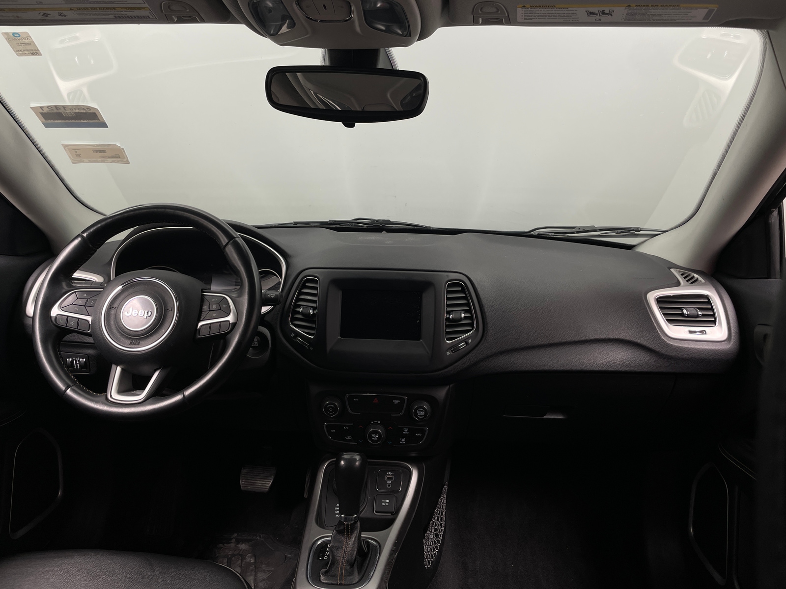 Thumbnail: 2019 Jeep Compass - 3