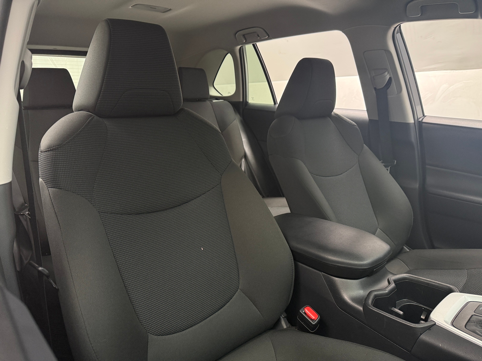 Thumbnail: 2025 Toyota RAV4 - 2