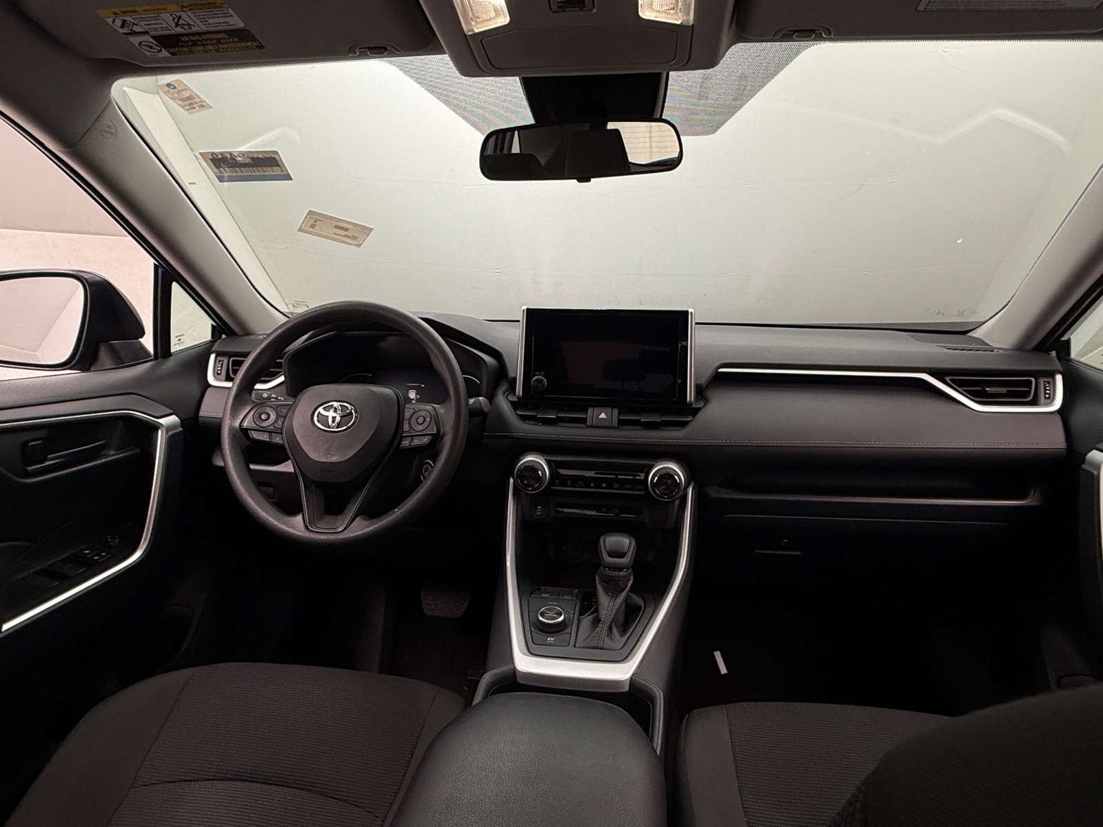 Thumbnail: 2025 Toyota RAV4 - 3