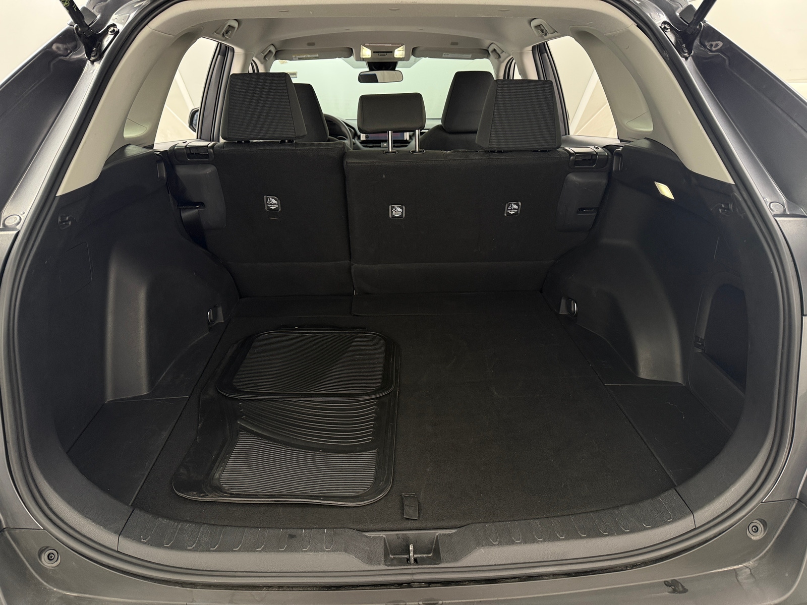 Thumbnail: 2025 Toyota RAV4 - 7