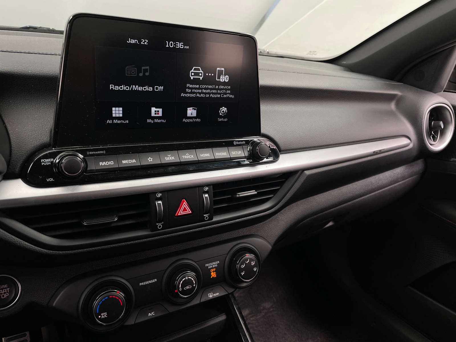 Thumbnail: 2021 Kia Forte - 3