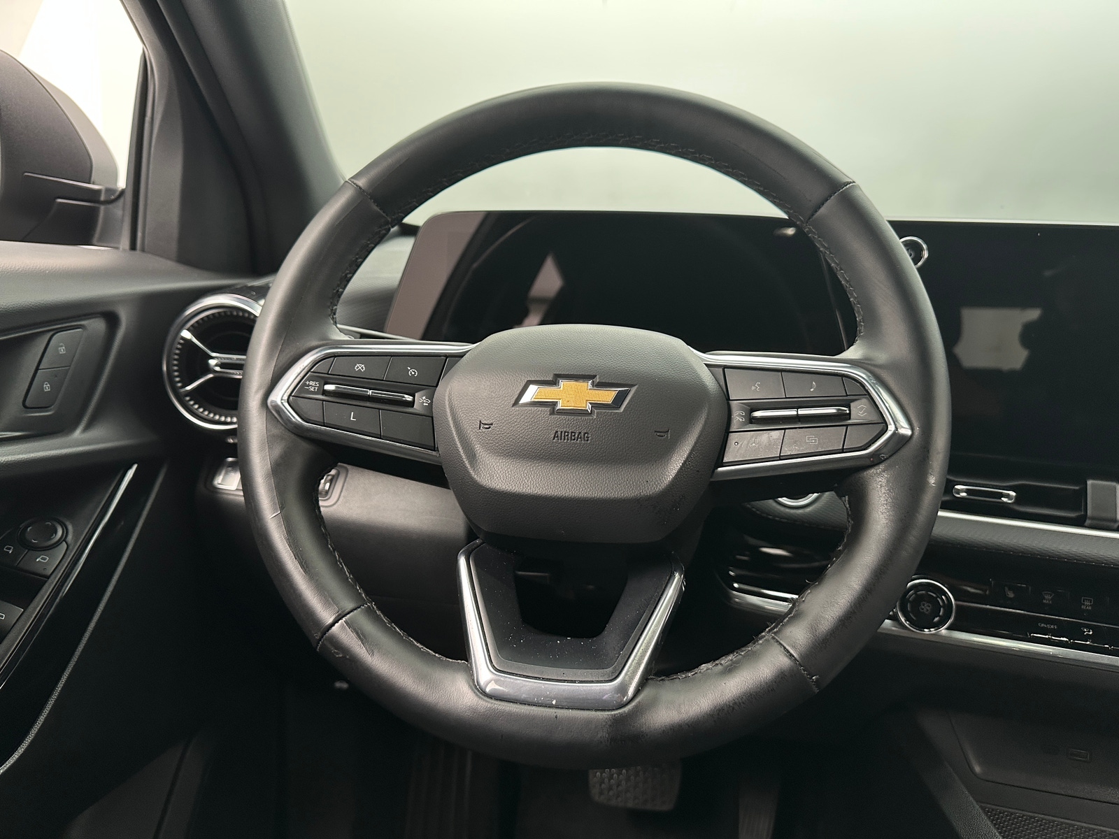 Thumbnail: 2025 Chevrolet Equinox - 5