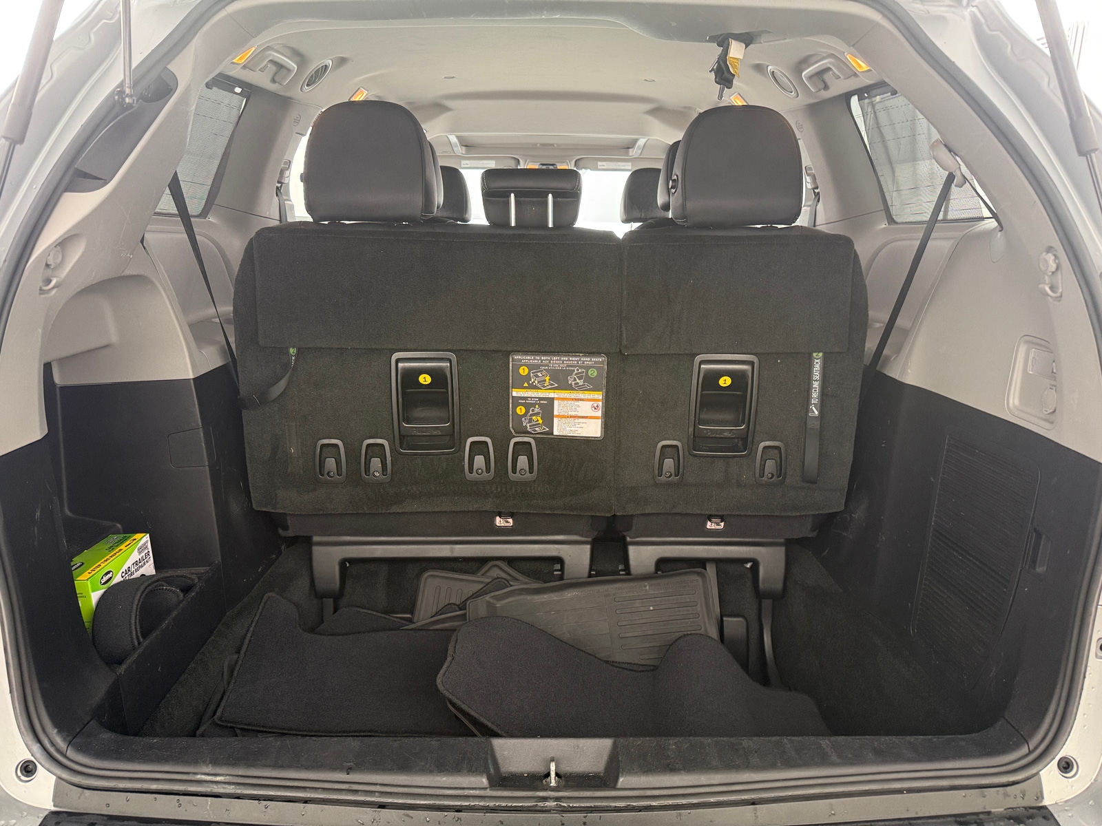 Thumbnail: 2019 Toyota Sienna - 6