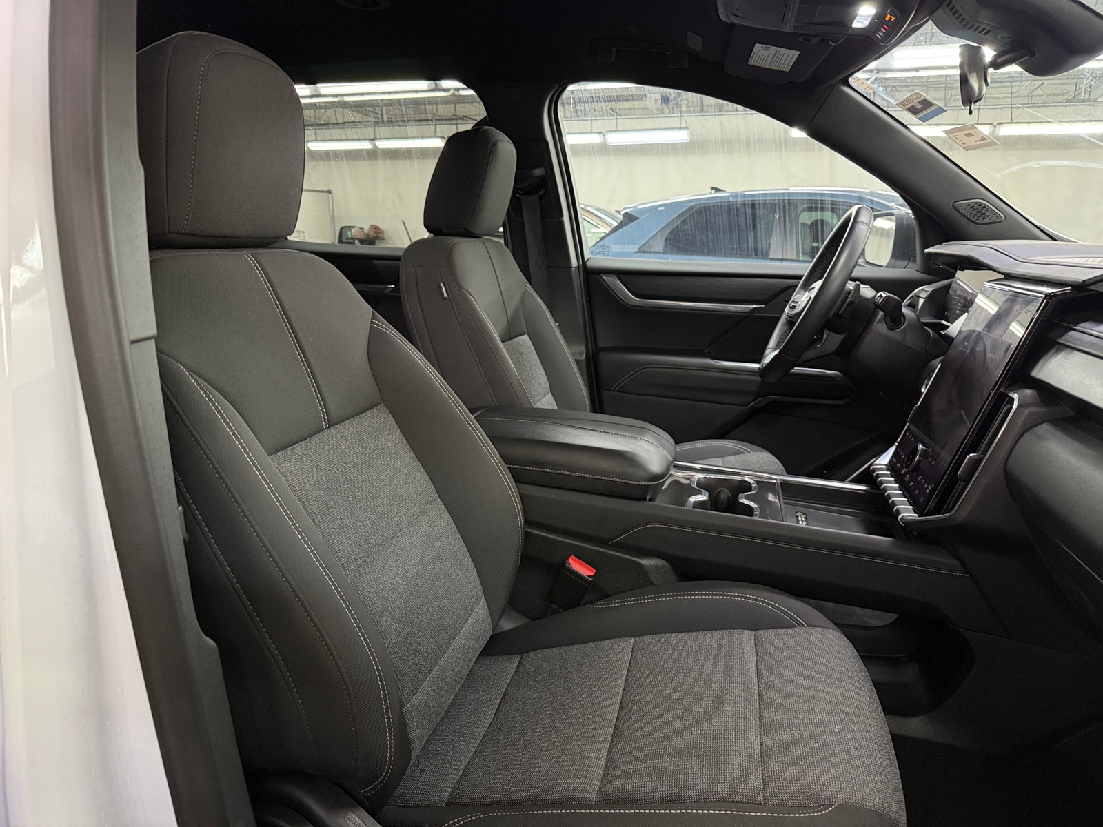 Thumbnail: 2025 GMC Acadia - 2