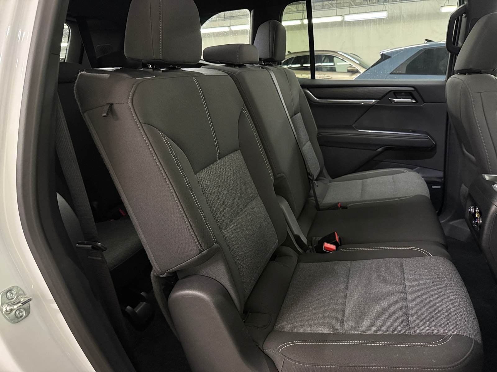 Thumbnail: 2025 GMC Acadia - 6