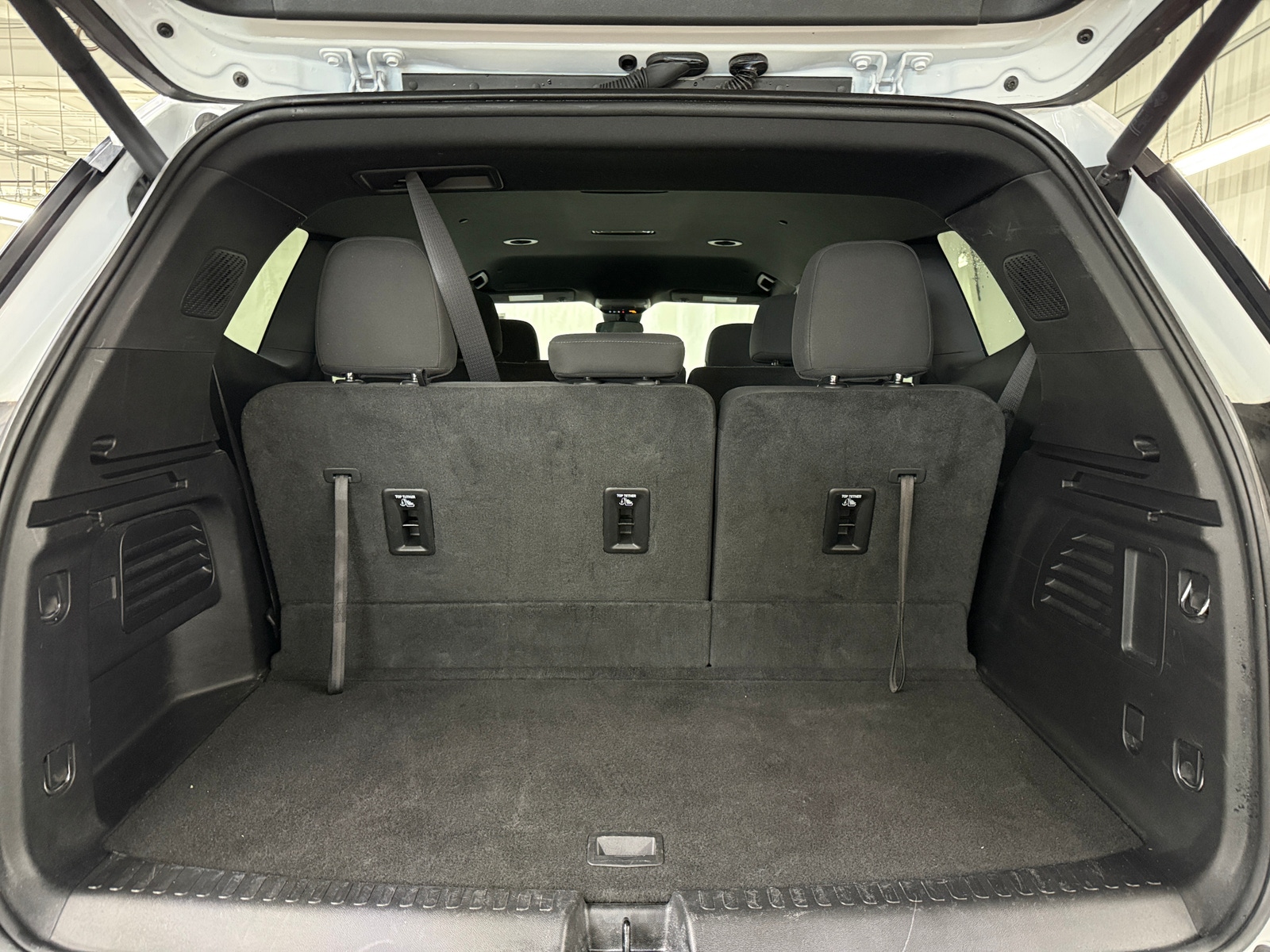 Thumbnail: 2025 GMC Acadia - 7