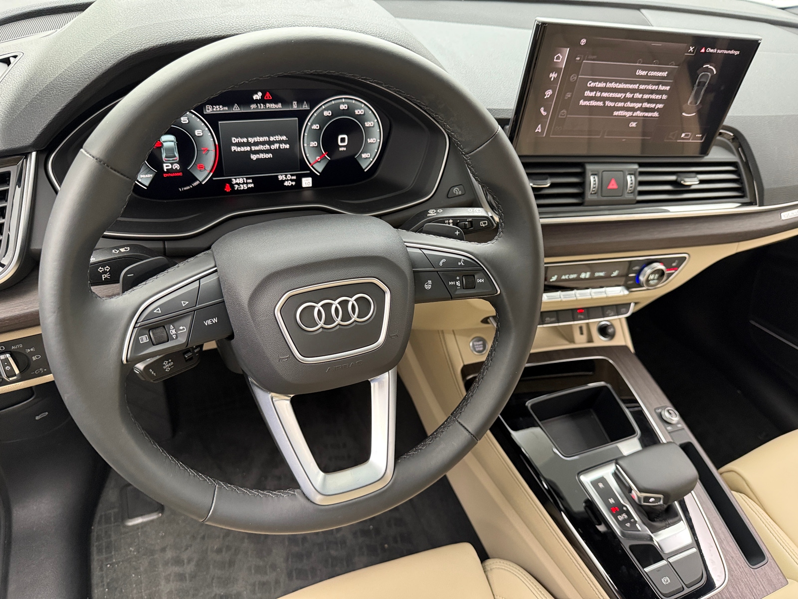 Thumbnail: 2025 Audi Q5 - 4