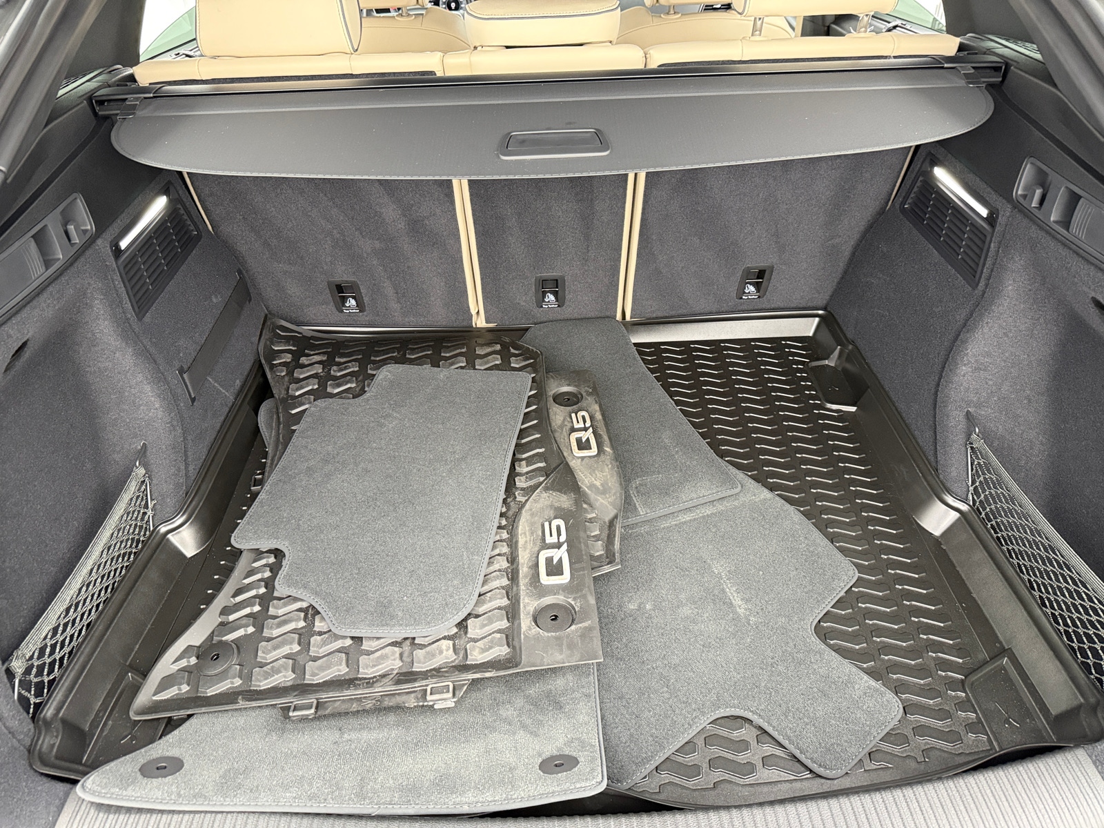 Thumbnail: 2025 Audi Q5 - 6