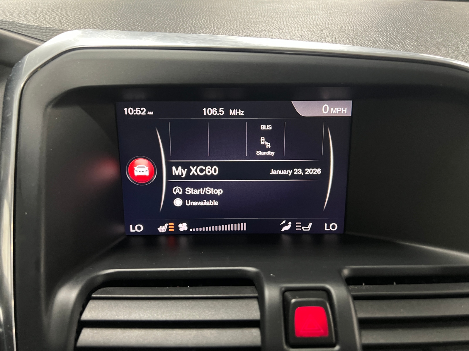 Thumbnail: 2017 Volvo XC60 - 3