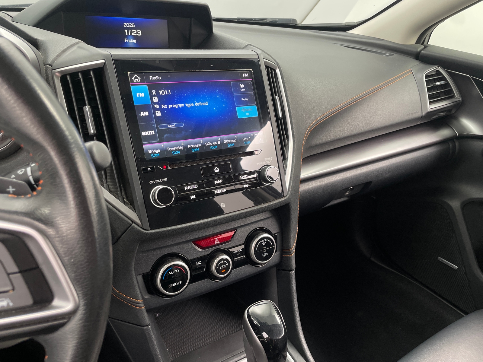 Thumbnail: 2019 Subaru Crosstrek - 3