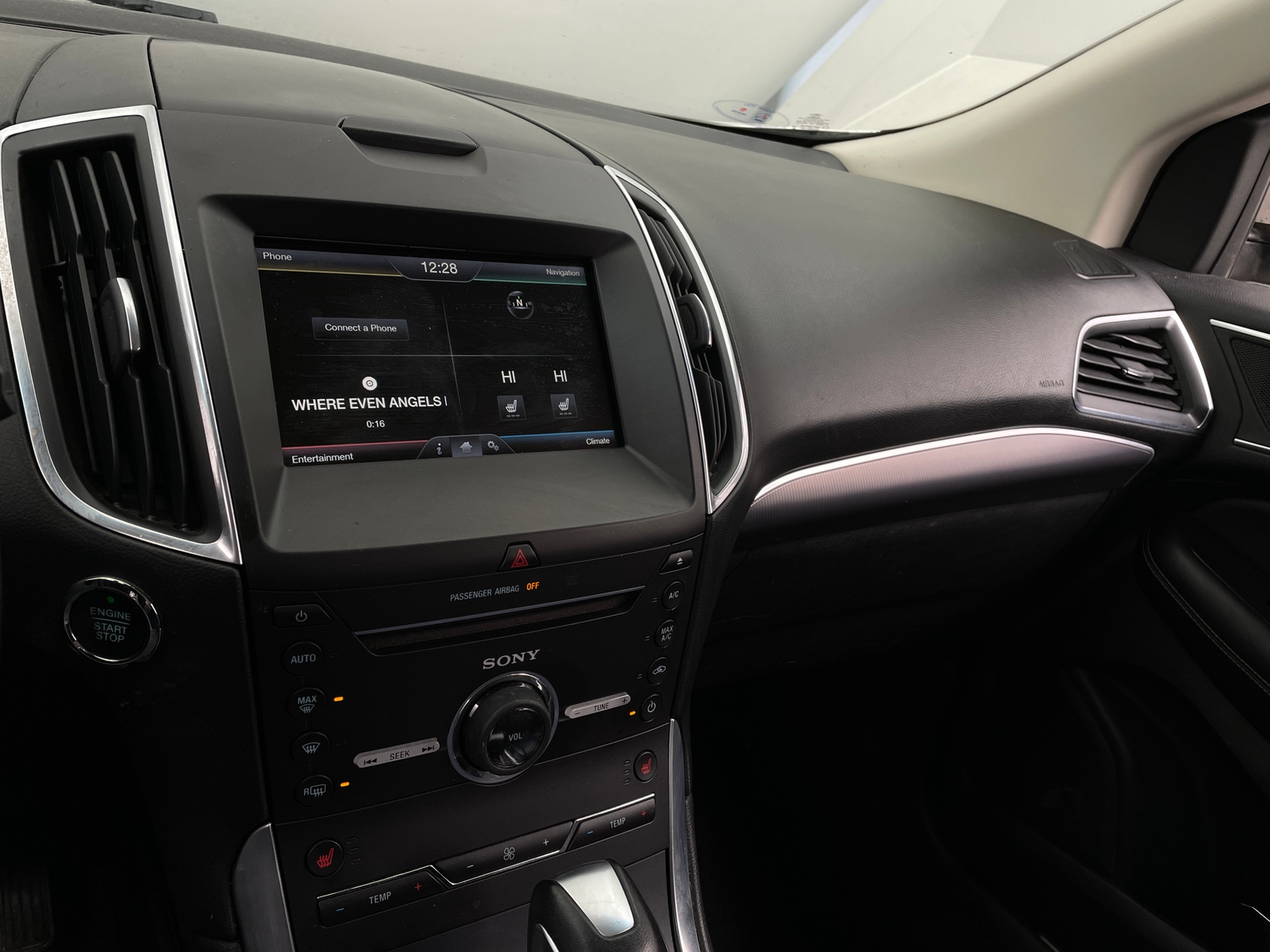 Thumbnail: 2015 Ford Edge - 3