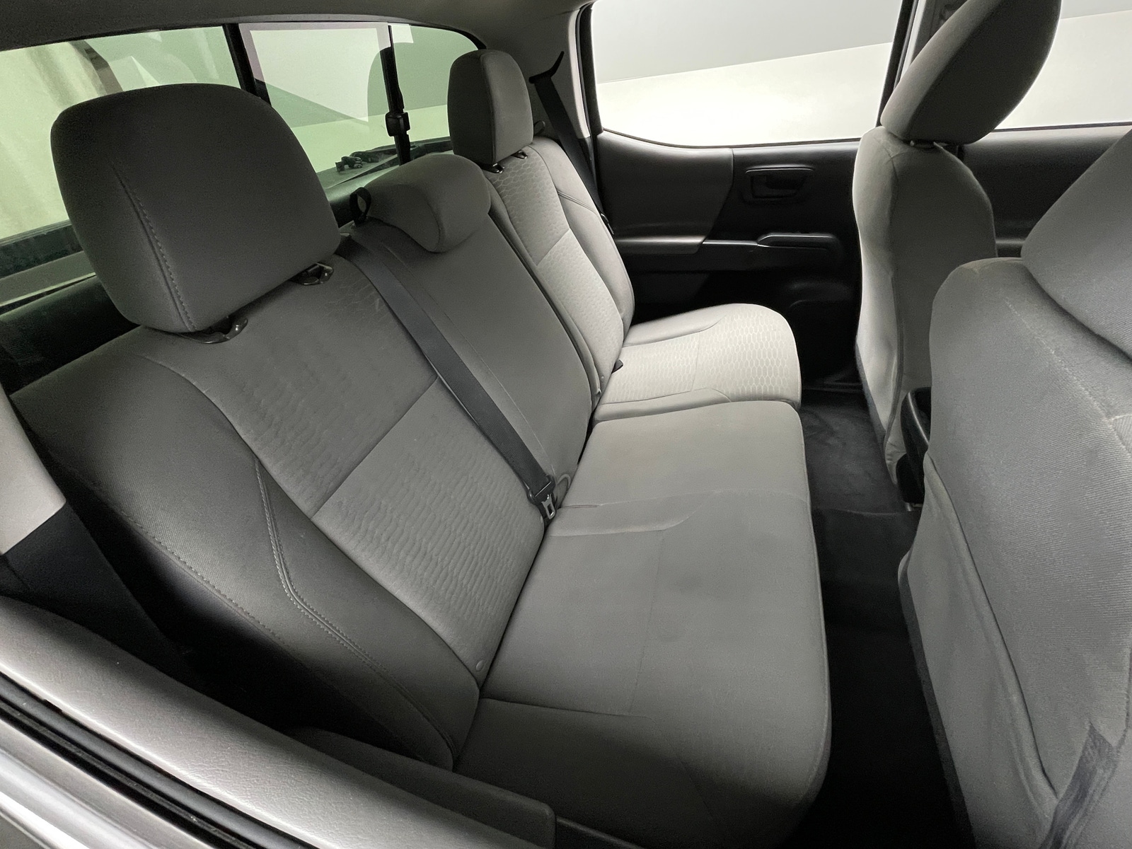 Thumbnail: 2018 Toyota Tacoma - 6