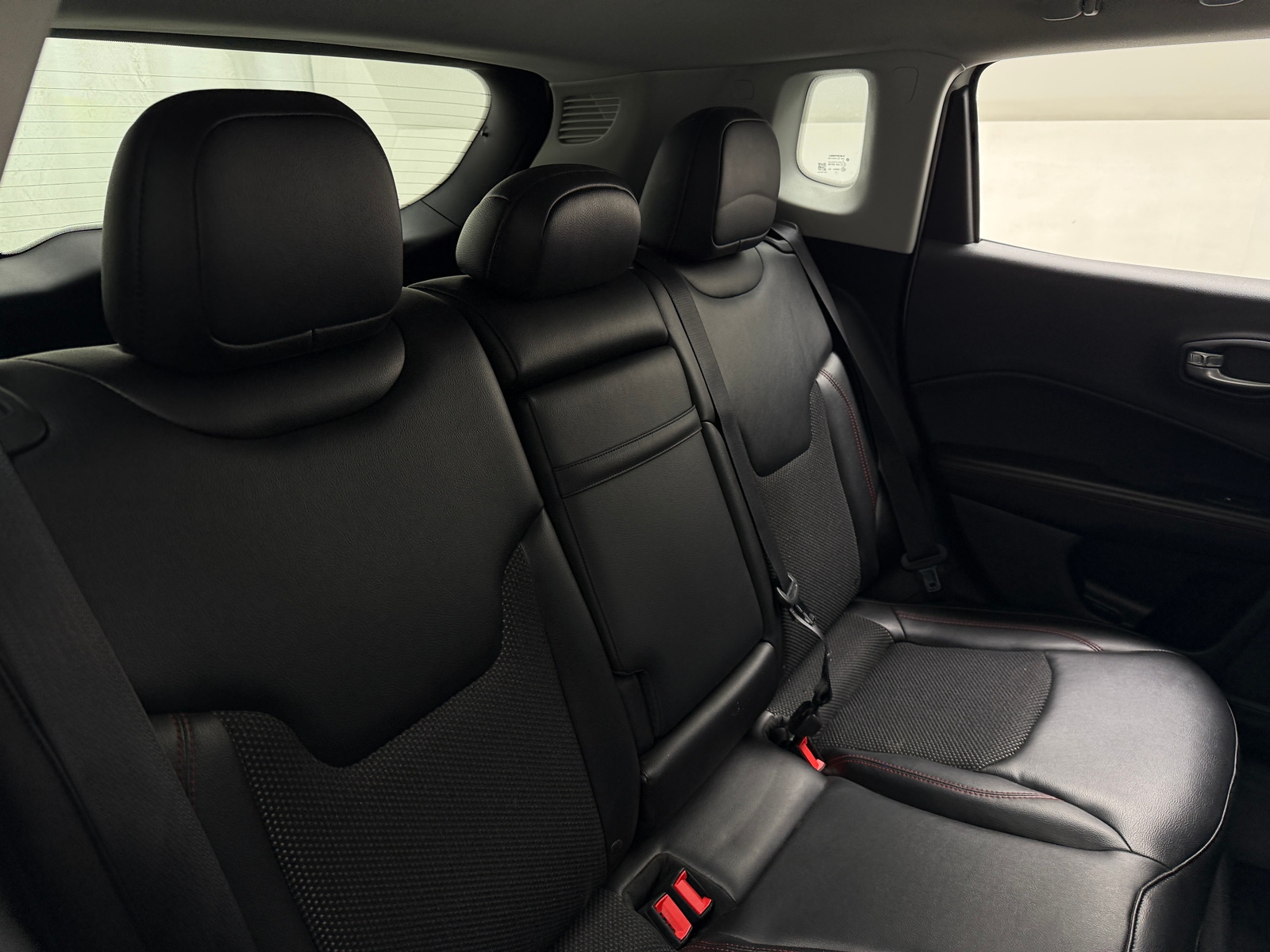 Thumbnail: 2018 Jeep Compass - 6